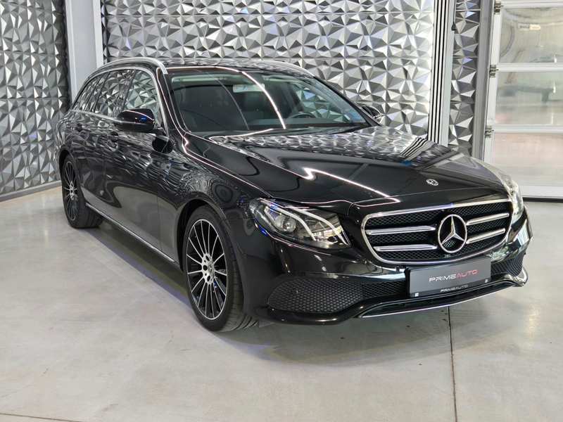 Mercedes-Benz E 200 d Avantgarde*AMBIENTE*KAMERA*CARPLAY* — photo 3