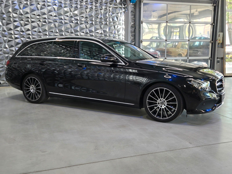 Mercedes-Benz E 200 d Avantgarde*AMBIENTE*KAMERA*CARPLAY* — photo 4