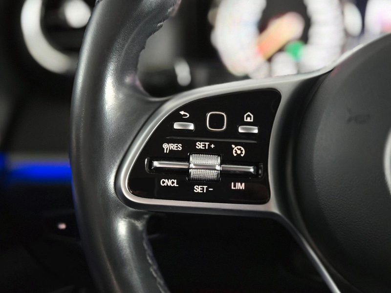 Mercedes-Benz E 200 d Avantgarde*AMBIENTE*KAMERA*CARPLAY* — photo 14