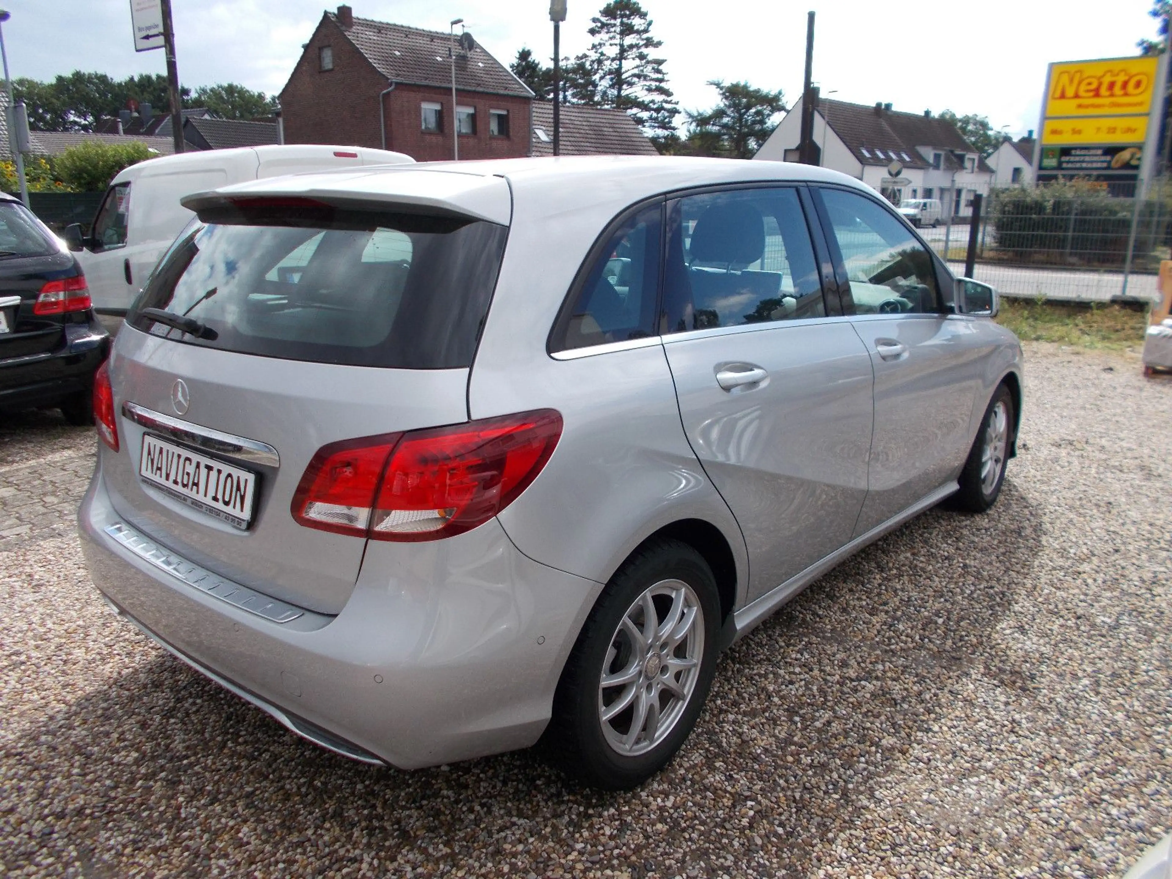 Mercedes-Benz B 180 B180,Nur 15000KM,Facelift,1Hand,Rentnerfahrzeug — photo 5