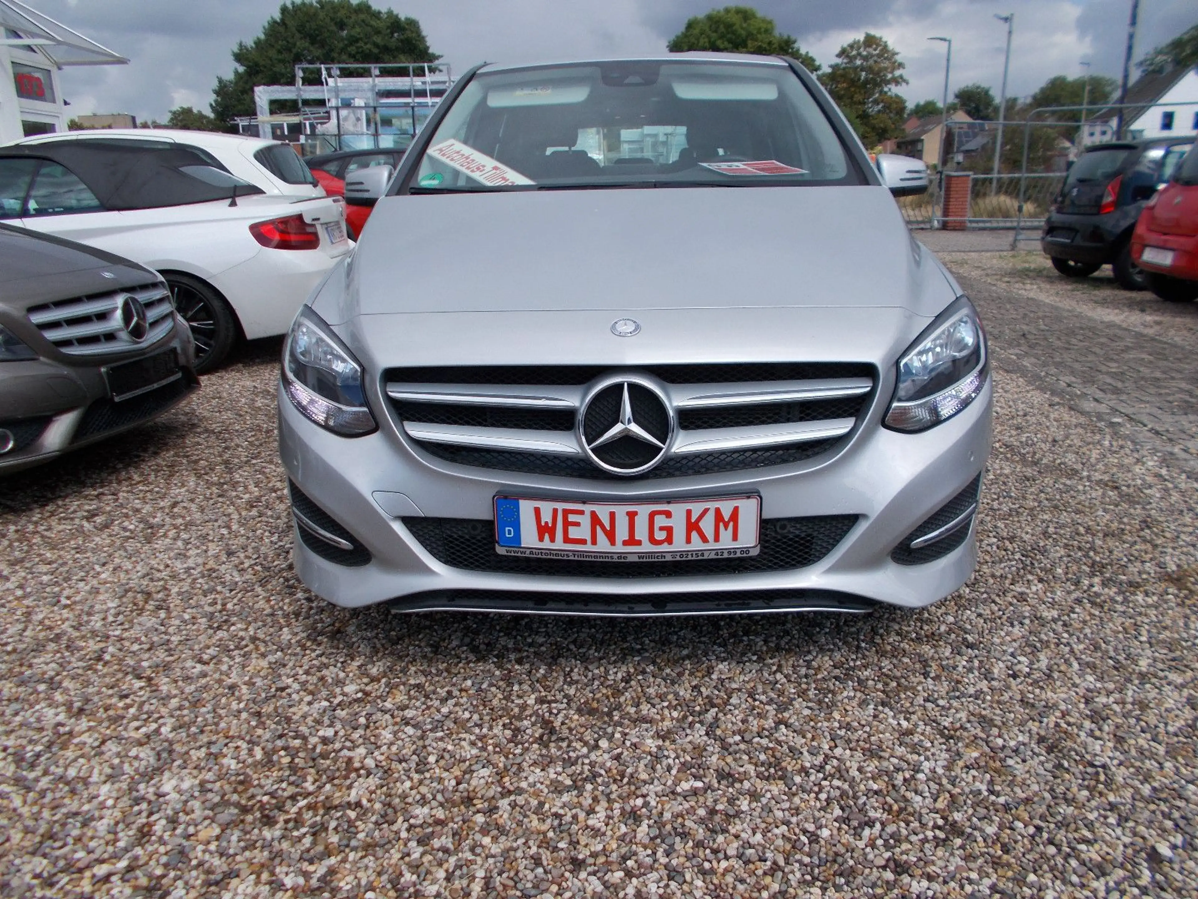 Mercedes-Benz B 180 B180,Nur 15000KM,Facelift,1Hand,Rentnerfahrzeug — photo 2