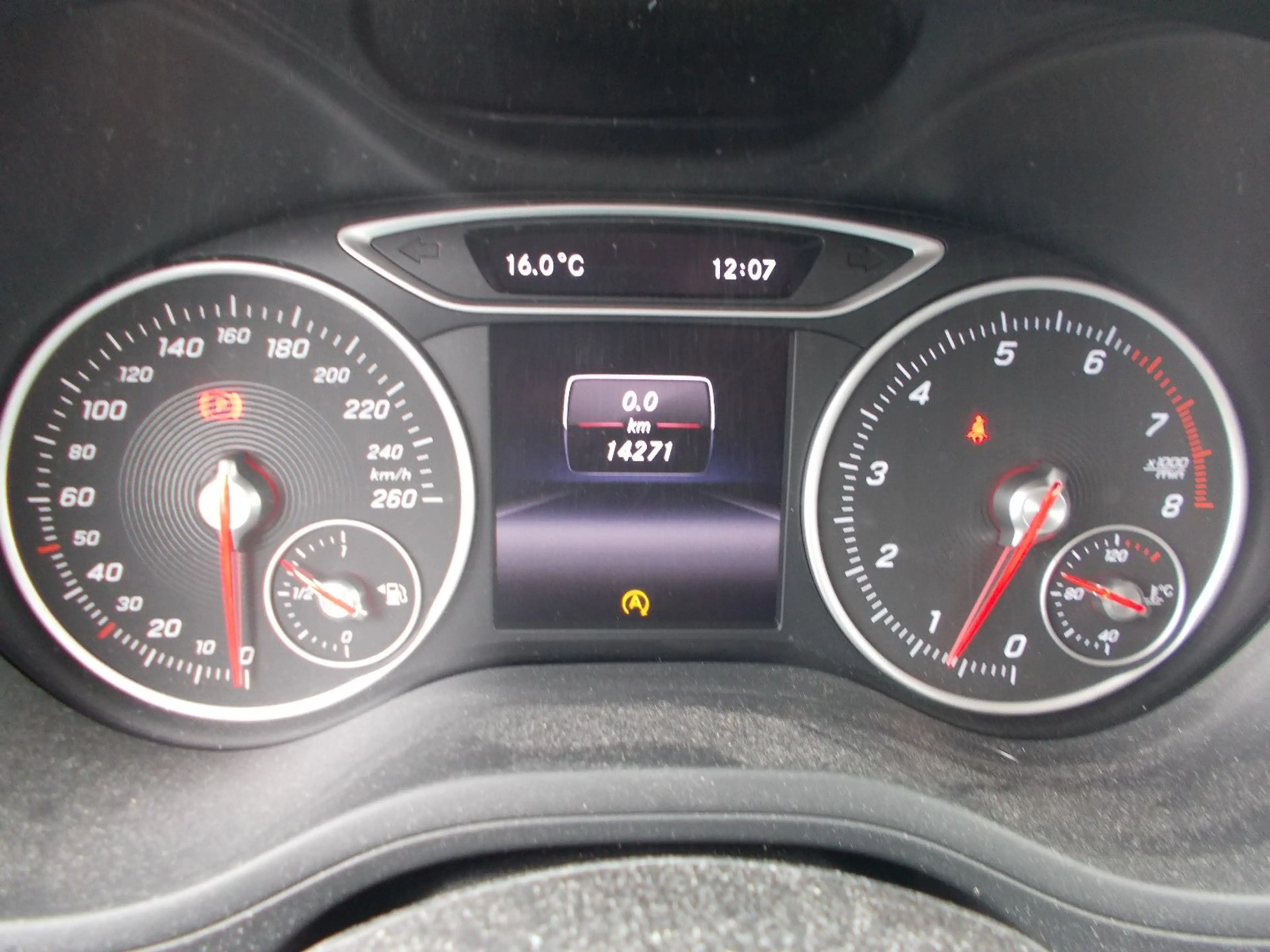 Mercedes-Benz B 180 B180,Nur 15000KM,Facelift,1Hand,Rentnerfahrzeug — photo 8