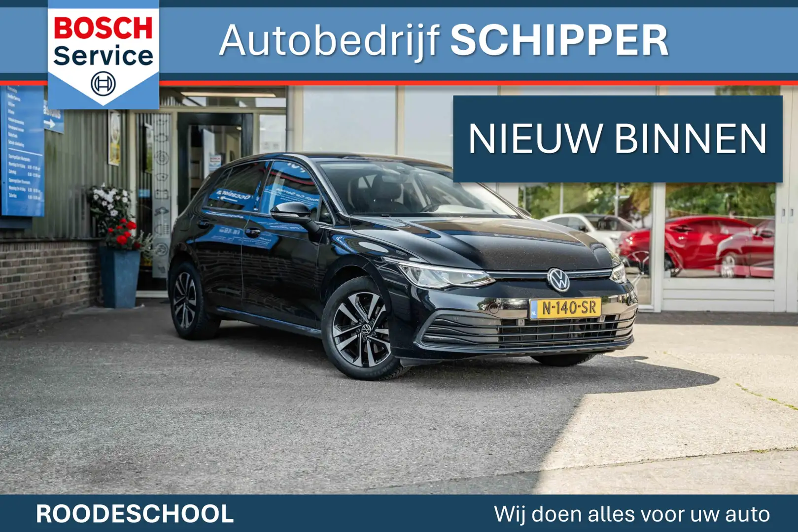 Volkswagen Golf 1.0 TSI Life Zwart - 1