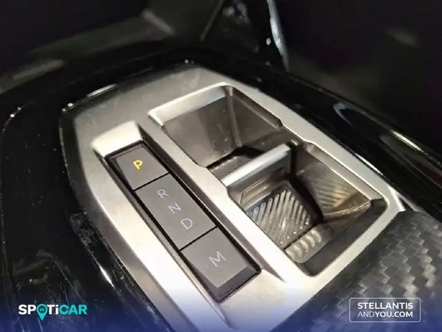 Peugeot 2008 view 18