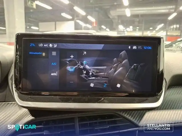 Peugeot 2008 view 14