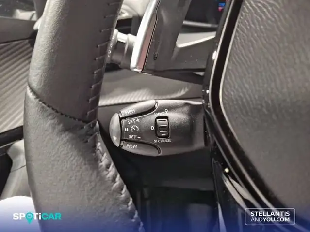 Peugeot 2008 view 22