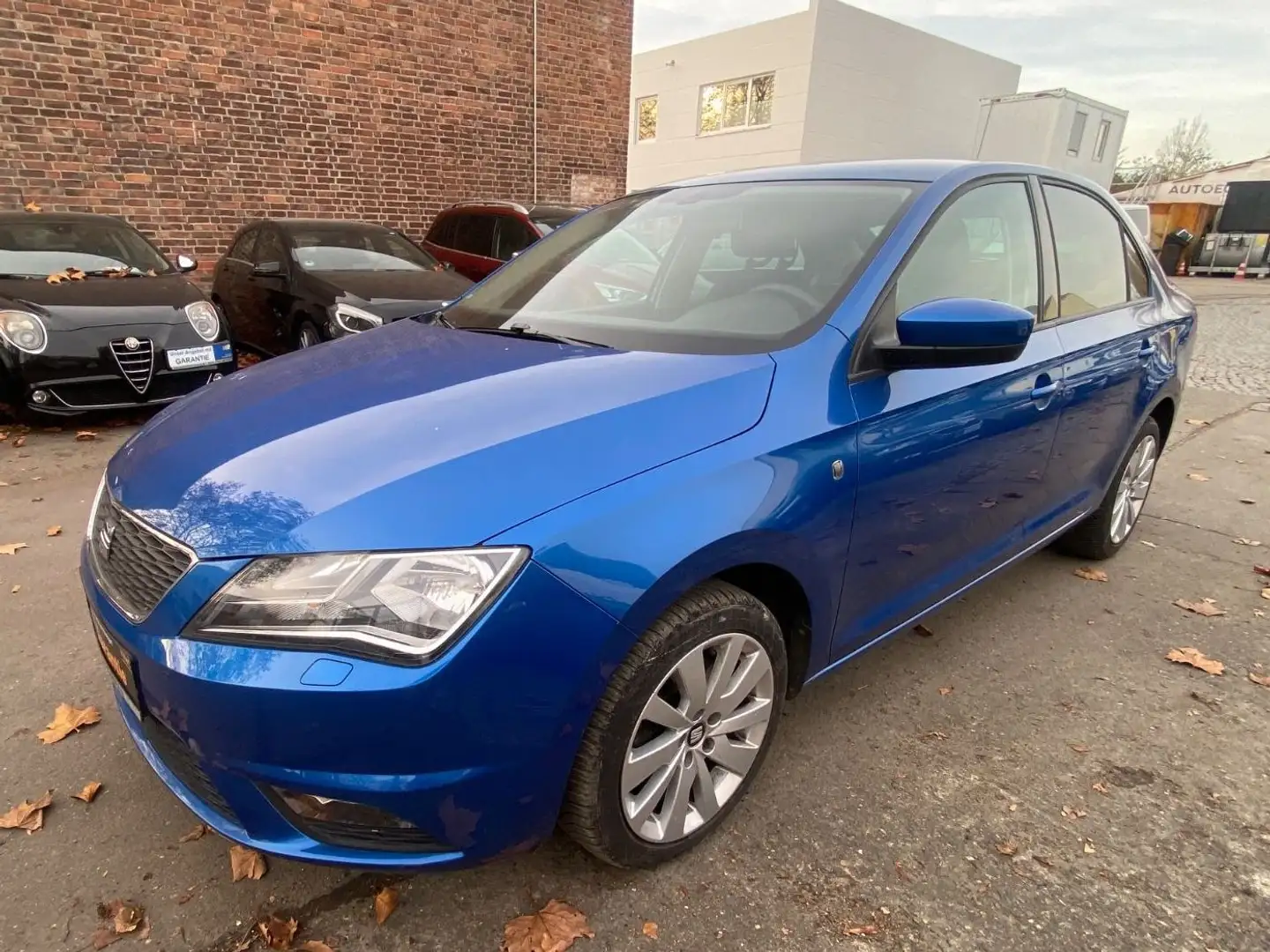 SEAT Toledo "Style 4You" Aut.+PDC+Navi+Hängerkupplung Blau - 1
