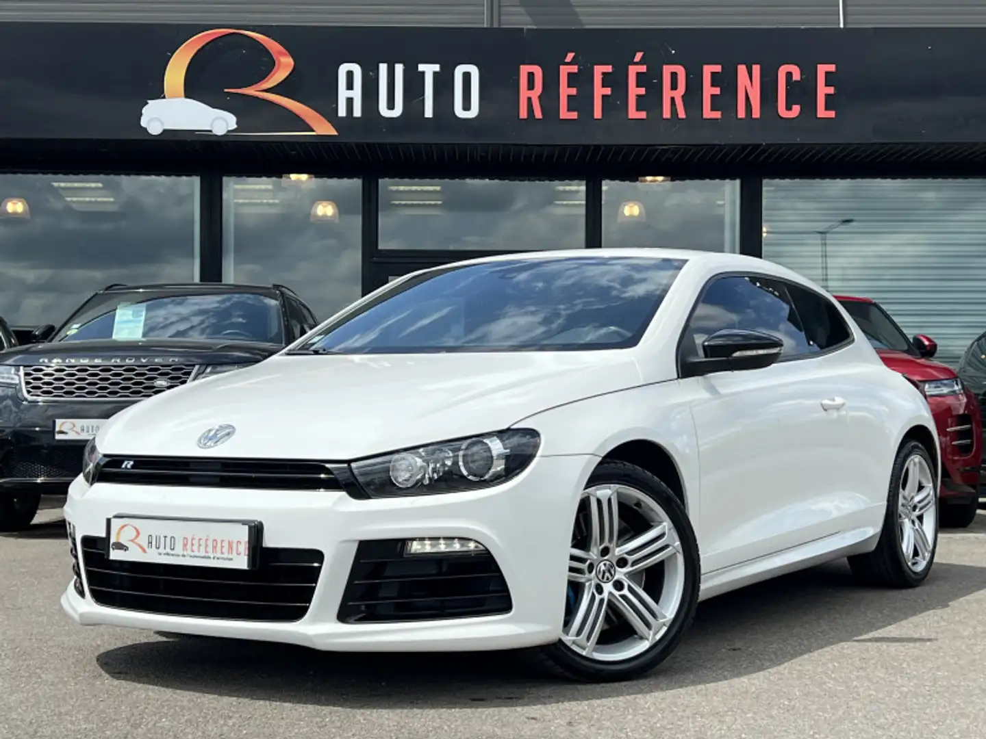 Volkswagen Scirocco R 2.0 TSI 265 CH / SIEGES CHAUFFANTS / ECRAN Blanc - 1