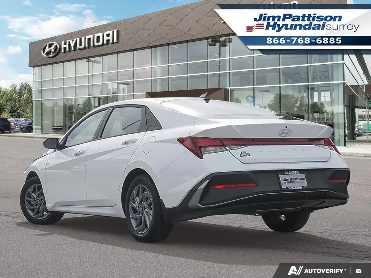 Hyundai ELANTRA photo Hyundai ELANTRA
