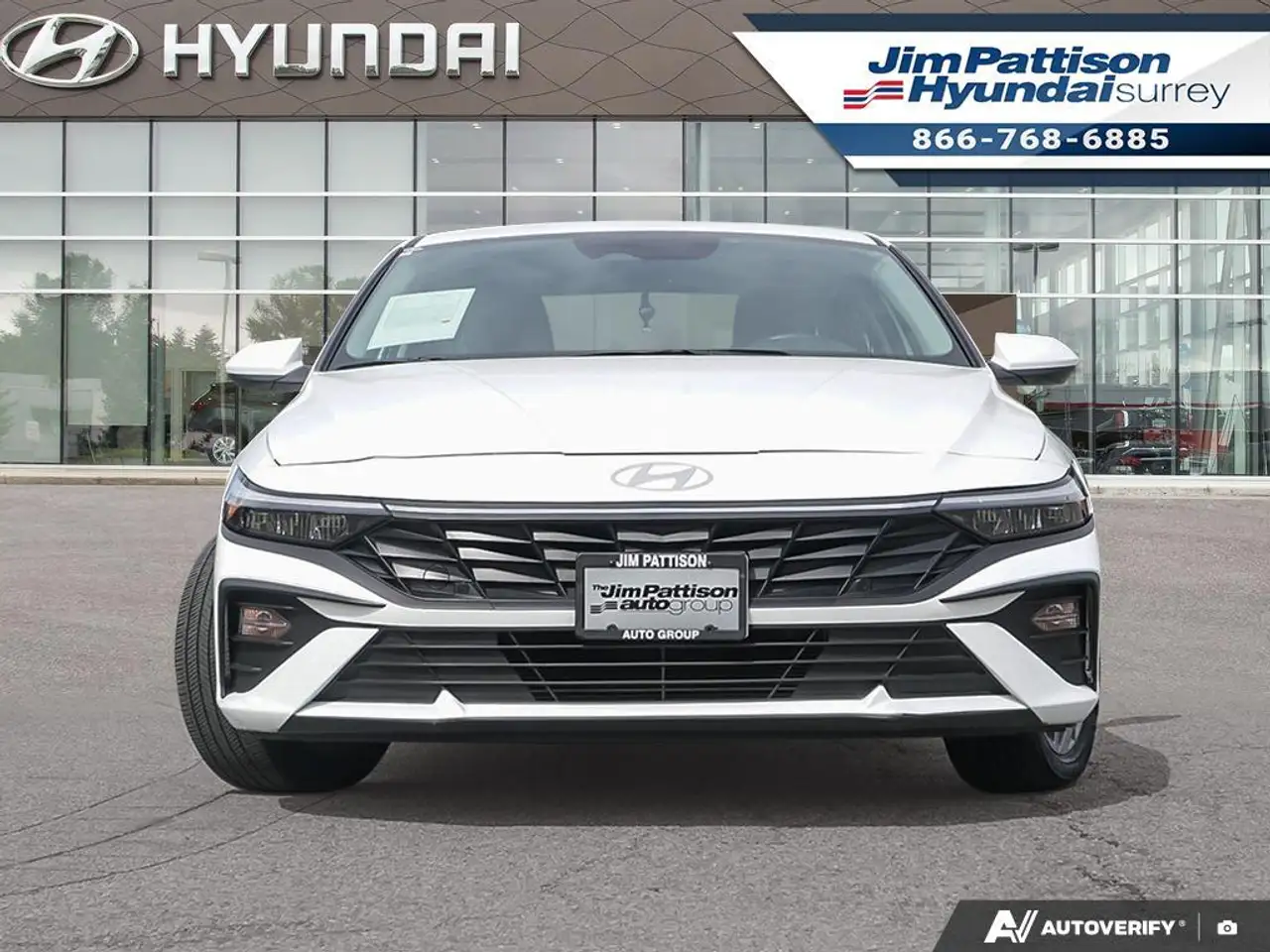 Hyundai ELANTRA photo Hyundai ELANTRA