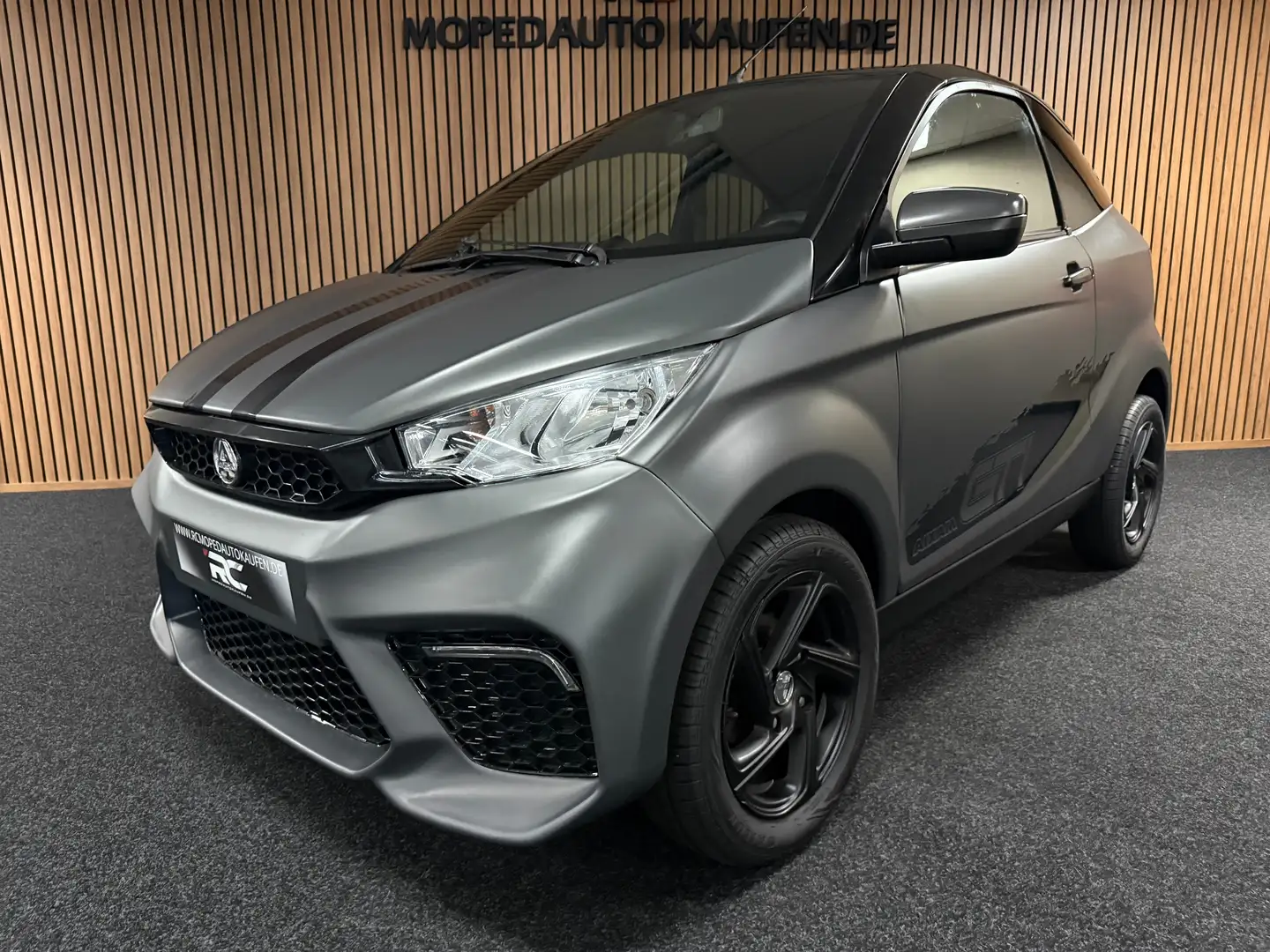 Aixam Coupe GTI / Nardo Grau Sport / 8 PS / Rückfahrkamera Gris - 2
