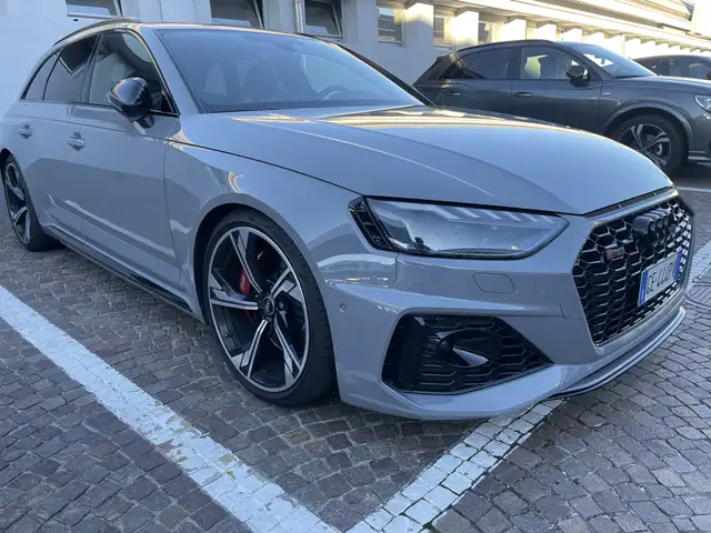 Audi RS4 AVANT 2.9 tfsi QUATTRO 450 CV tiptronic