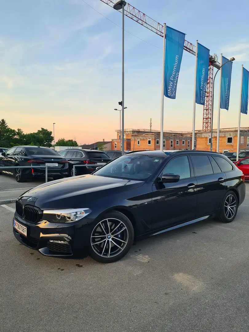 BMW 530 530d Touring Aut. Schwarz - 1