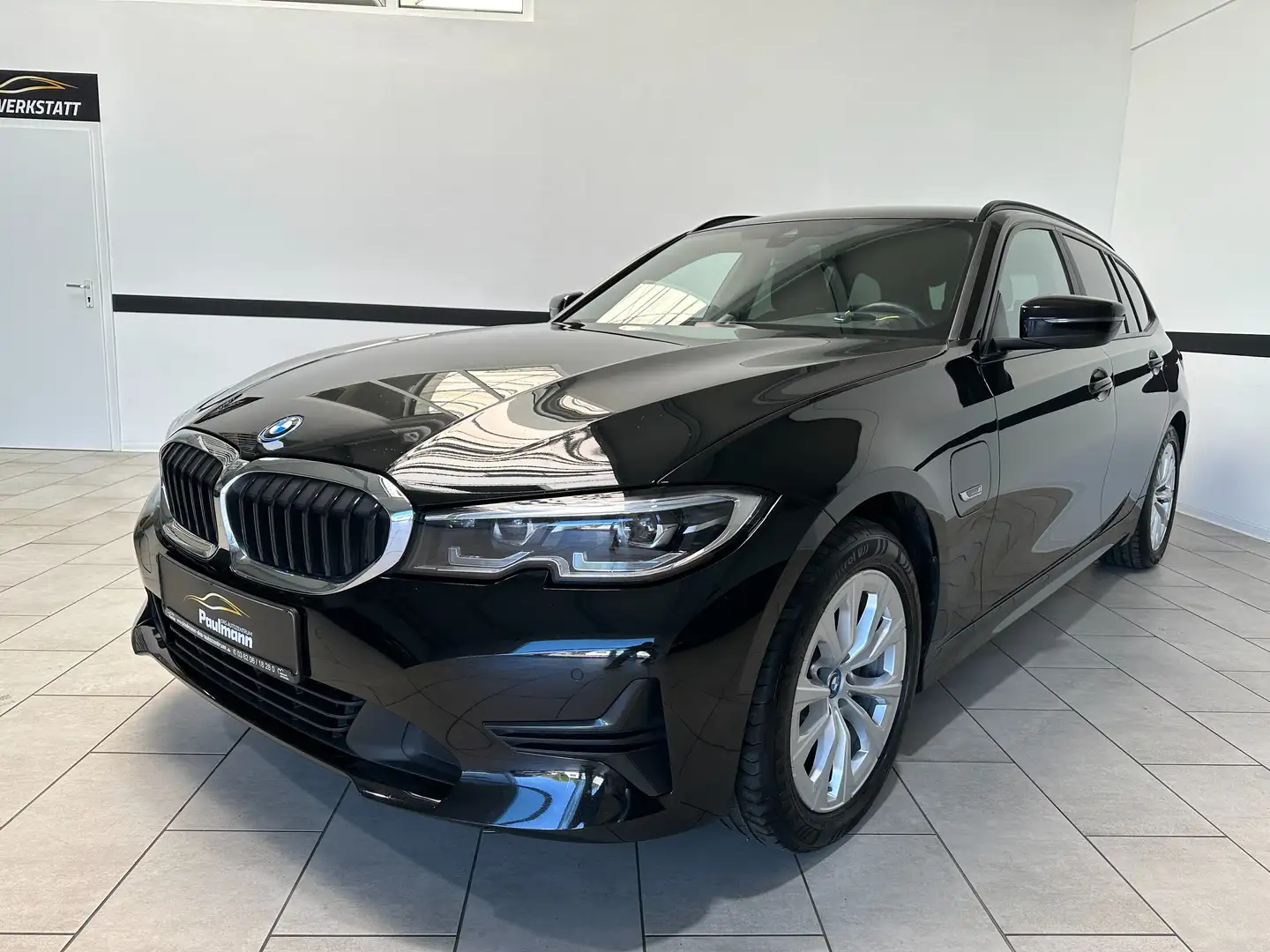 BMW 320 320e Touring Aut. Advantage Navi*LED*PDC*1.Hand Nero - 1