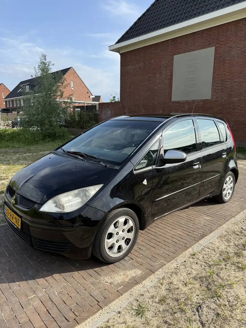 Mitsubishi Colt 1.3 Invite Černá - 1