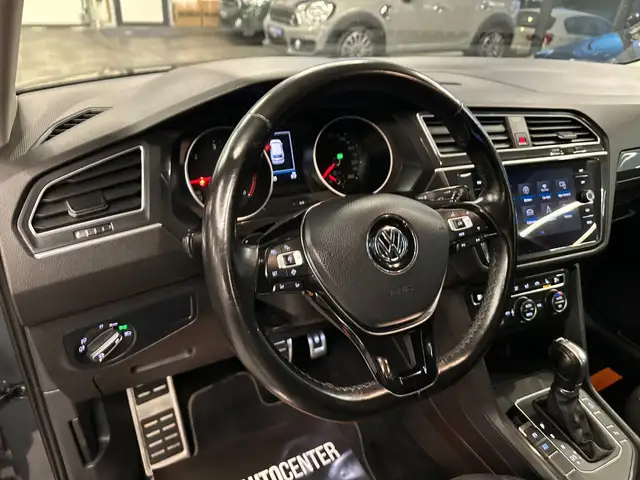 Volkswagen Tiguan view 10