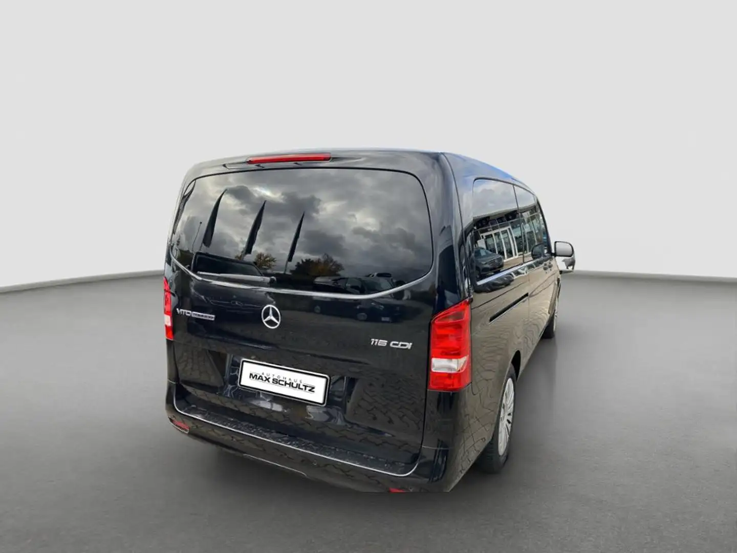 Mercedes-Benz Vito 116 CDI Tourer PRO Lang *AHK*PDC*AUT*KlimaA Noir - 2