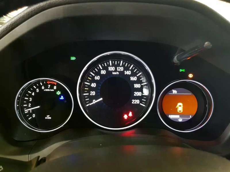 Honda HR-V 5tg. ELEG. 8-fach-Alu Navi PDC hi+vo Climatr. — photo 7