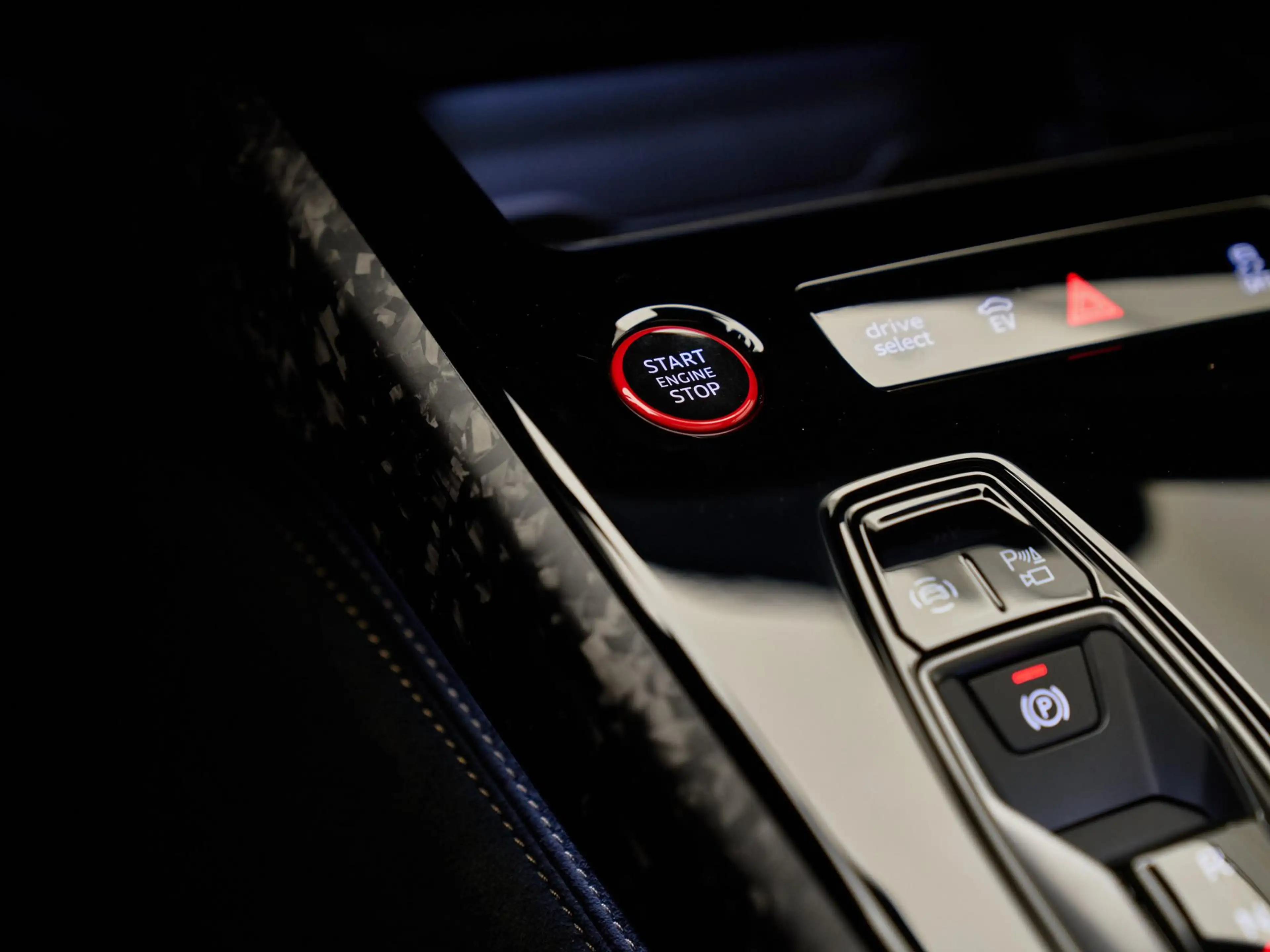 Audi RS5 Limousine E-Hybrid Quattro , camouflage extr., cer — photo 28