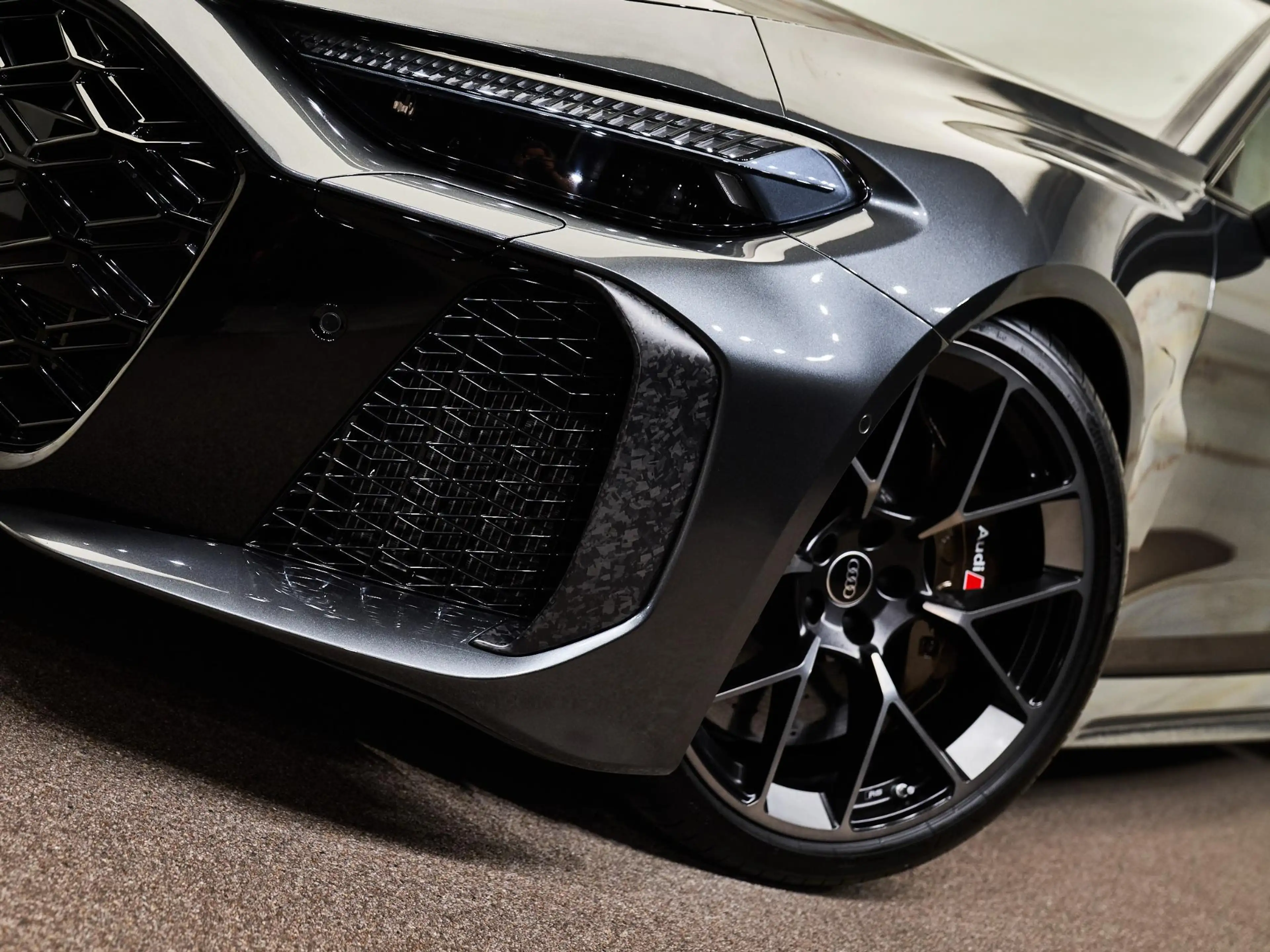 Audi RS5 Limousine E-Hybrid Quattro , camouflage extr., cer — photo 7