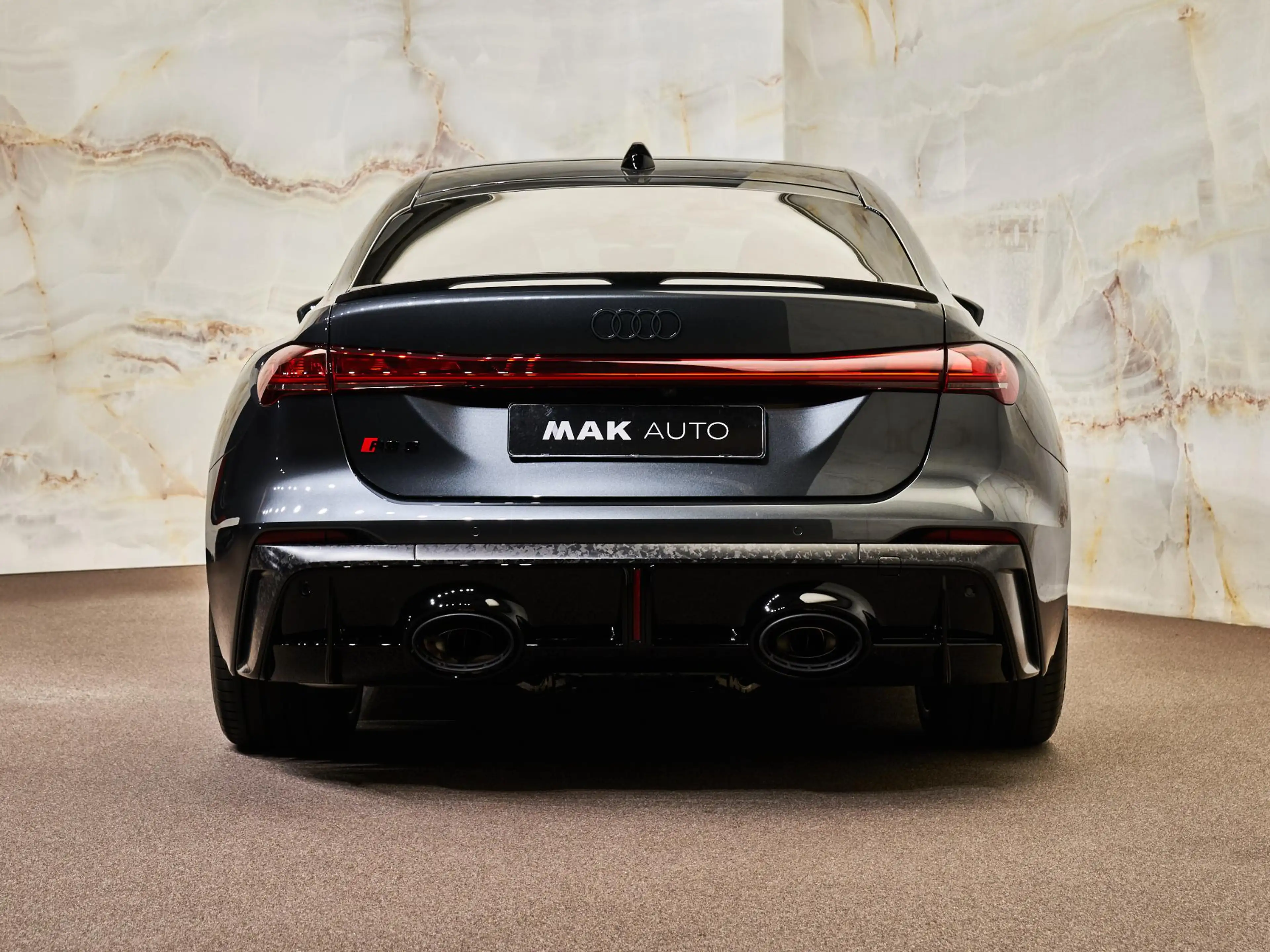 Audi RS5 Limousine E-Hybrid Quattro , camouflage extr., cer — photo 40