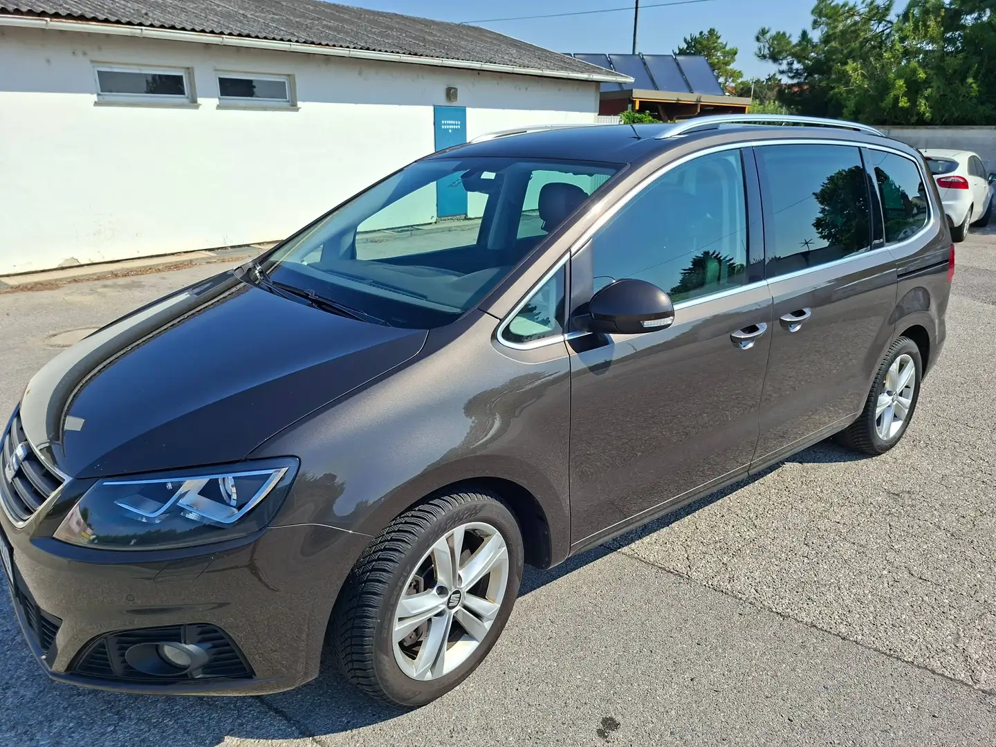 SEAT Alhambra Alhambra Executive Plus 2,0 TDI DSG 4WD Executive Plus Braun - 2