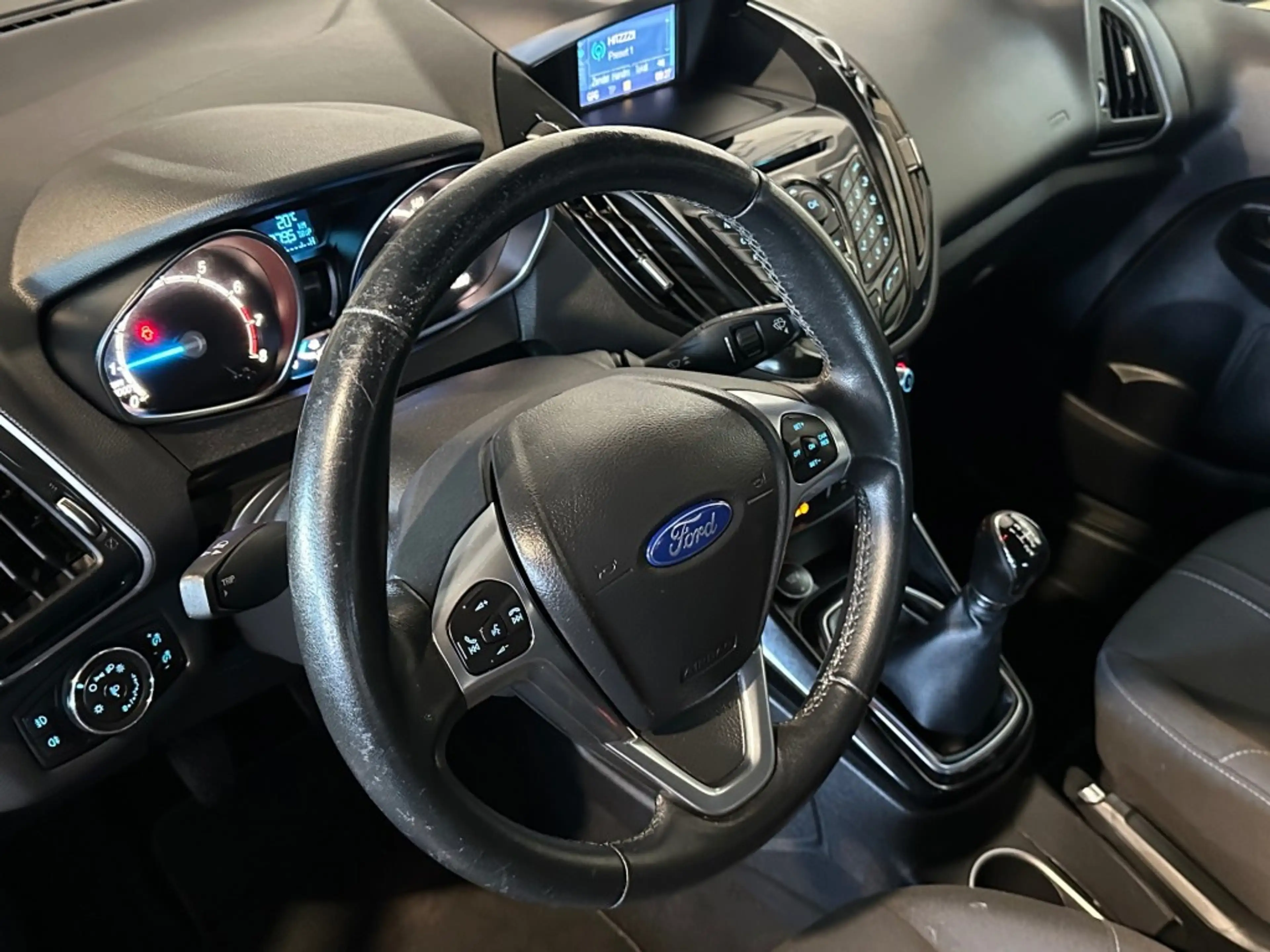 Ford B-Max 1.0 ECOB. TITANIUM l NAP l 5DRS l CAMERA l CRUISE — photo 37