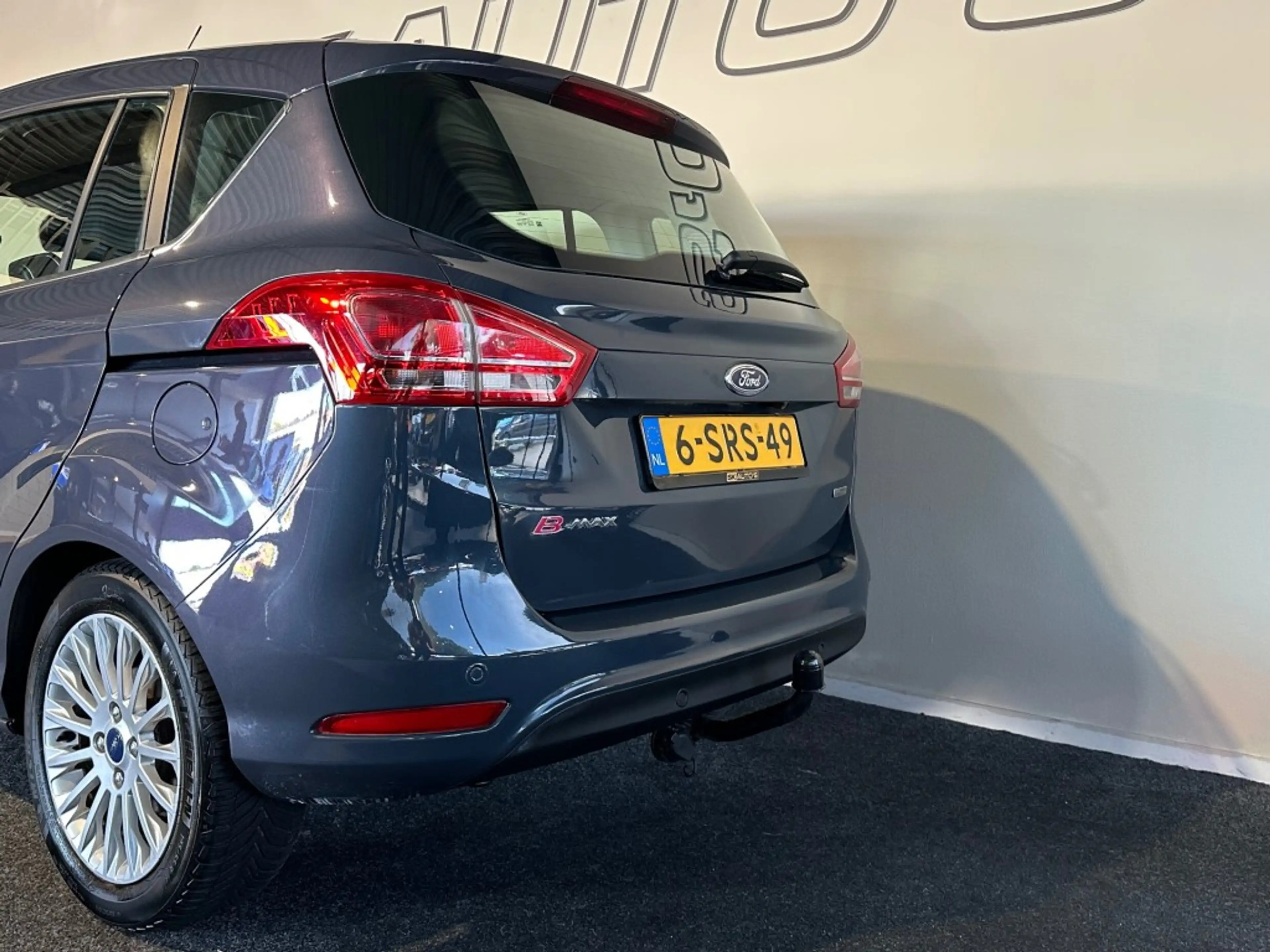 Ford B-Max 1.0 ECOB. TITANIUM l NAP l 5DRS l CAMERA l CRUISE — photo 11