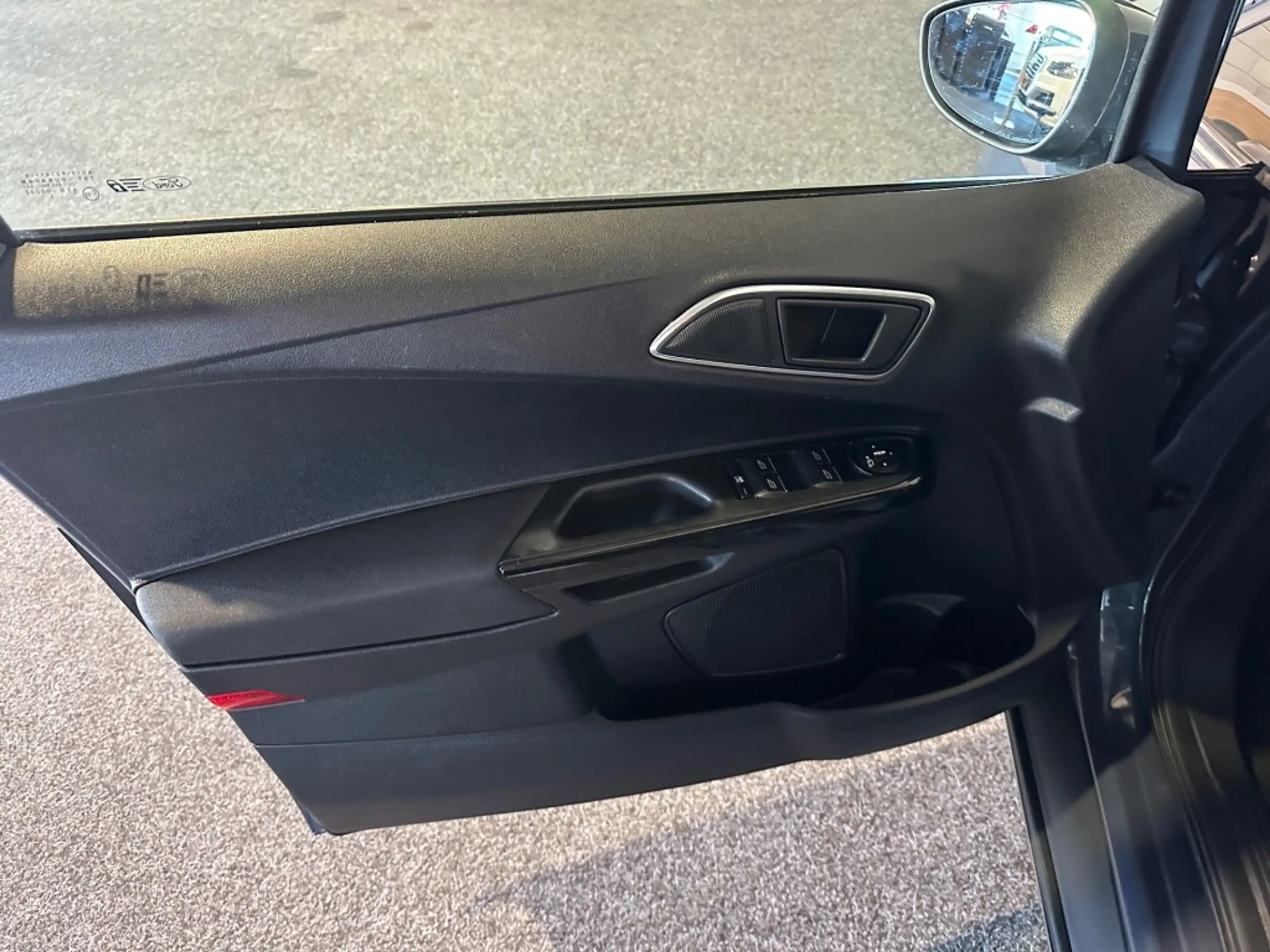 Ford B-Max 1.0 ECOB. TITANIUM l NAP l 5DRS l CAMERA l CRUISE — photo 12