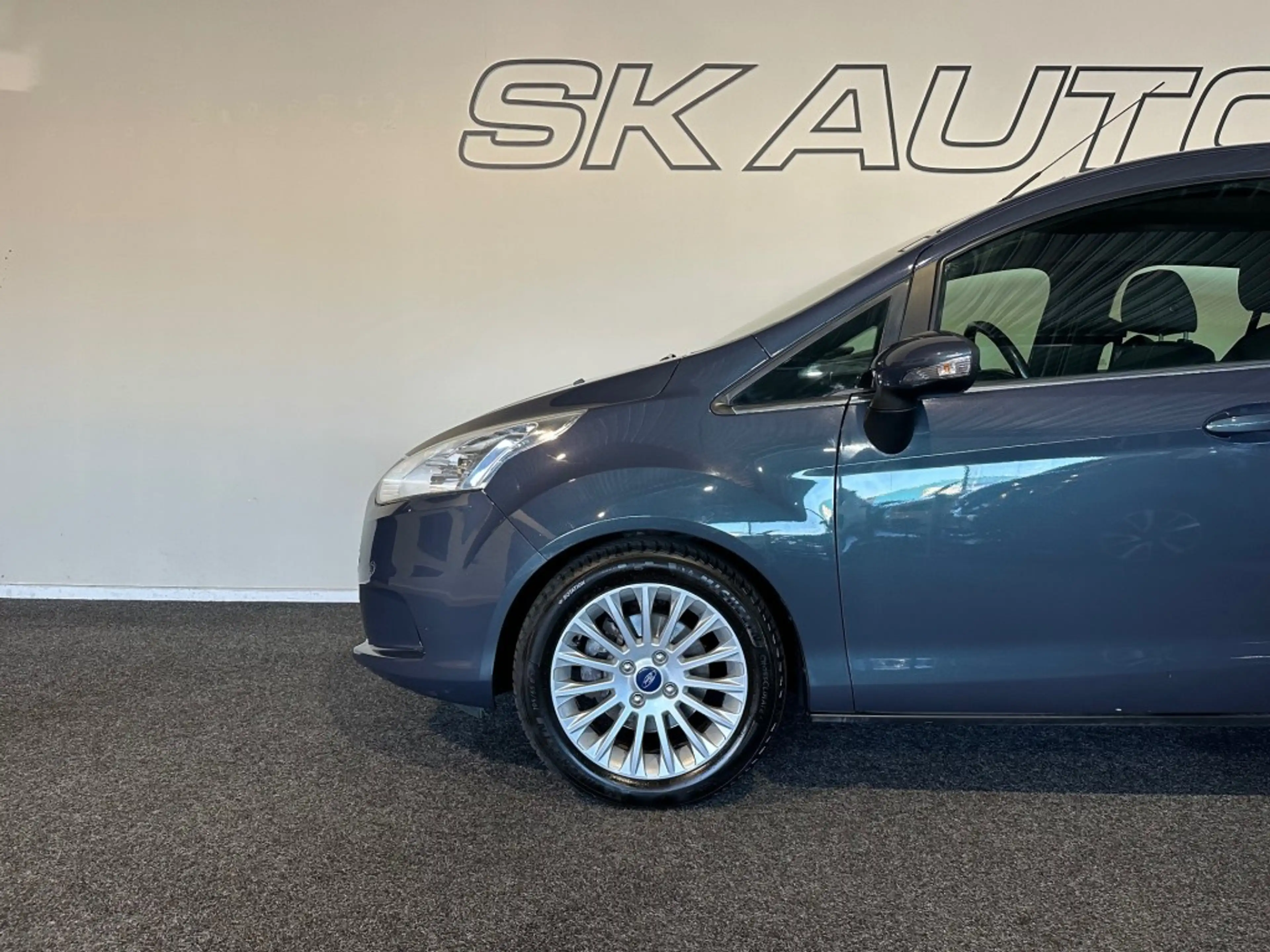 Ford B-Max 1.0 ECOB. TITANIUM l NAP l 5DRS l CAMERA l CRUISE — photo 8