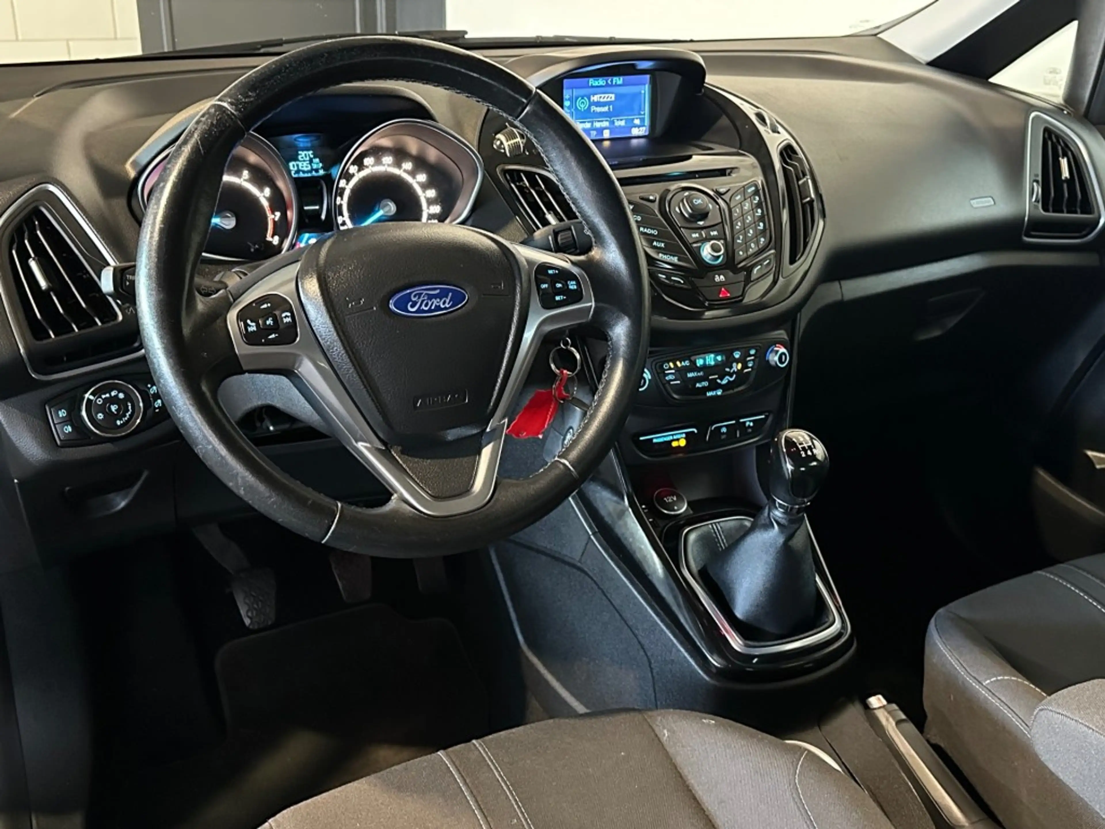 Ford B-Max 1.0 ECOB. TITANIUM l NAP l 5DRS l CAMERA l CRUISE — photo 16