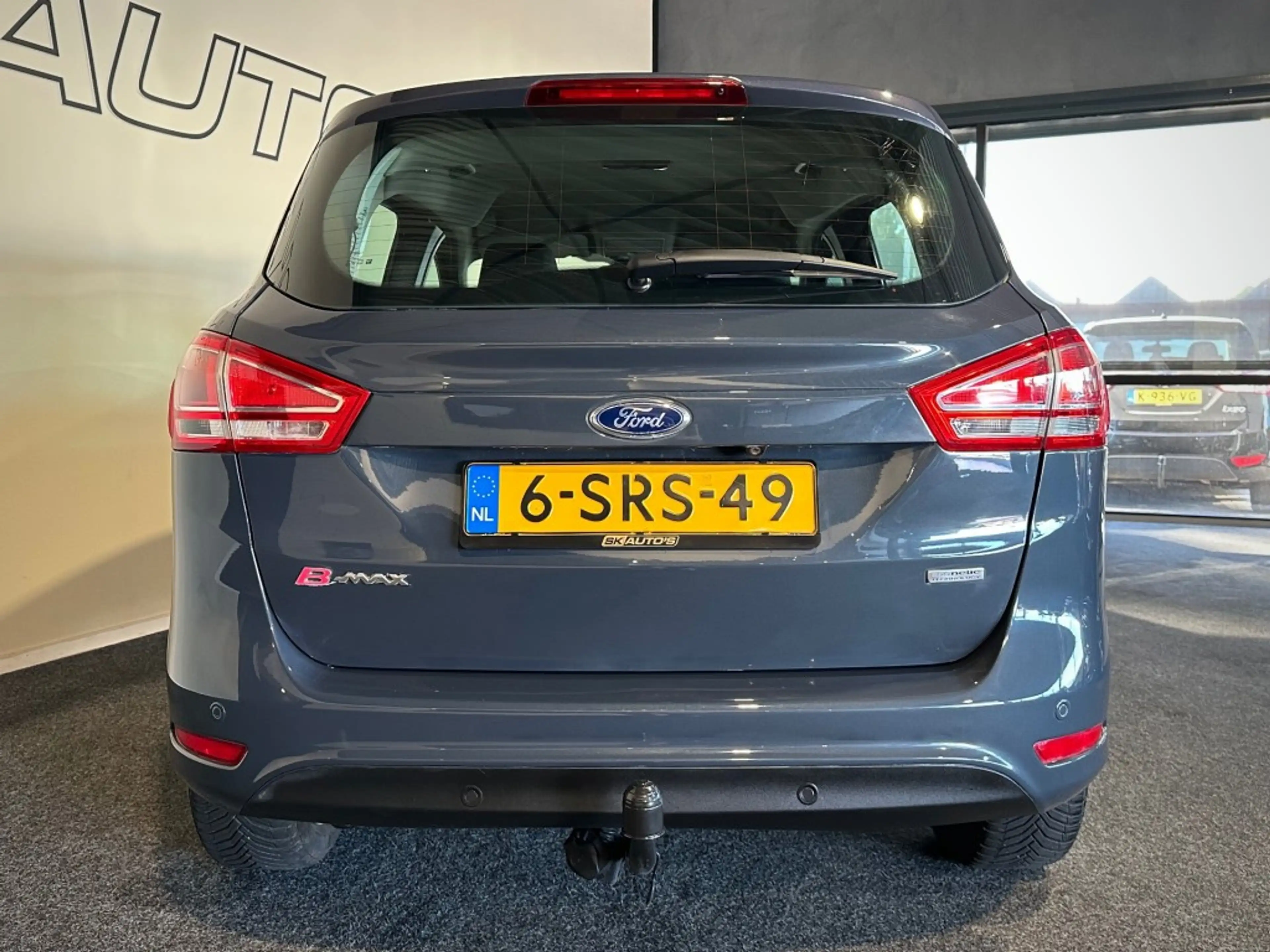 Ford B-Max 1.0 ECOB. TITANIUM l NAP l 5DRS l CAMERA l CRUISE — photo 4
