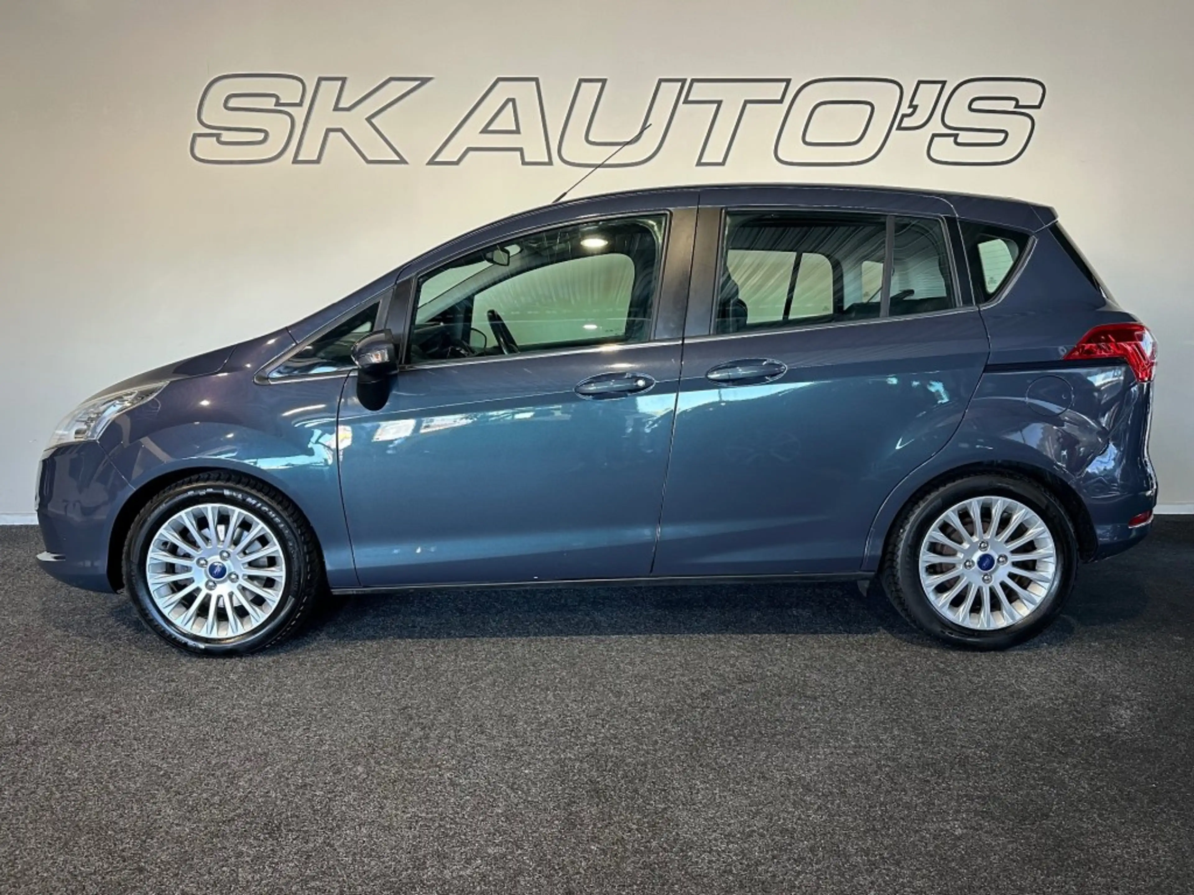 Ford B-Max 1.0 ECOB. TITANIUM l NAP l 5DRS l CAMERA l CRUISE — photo 5