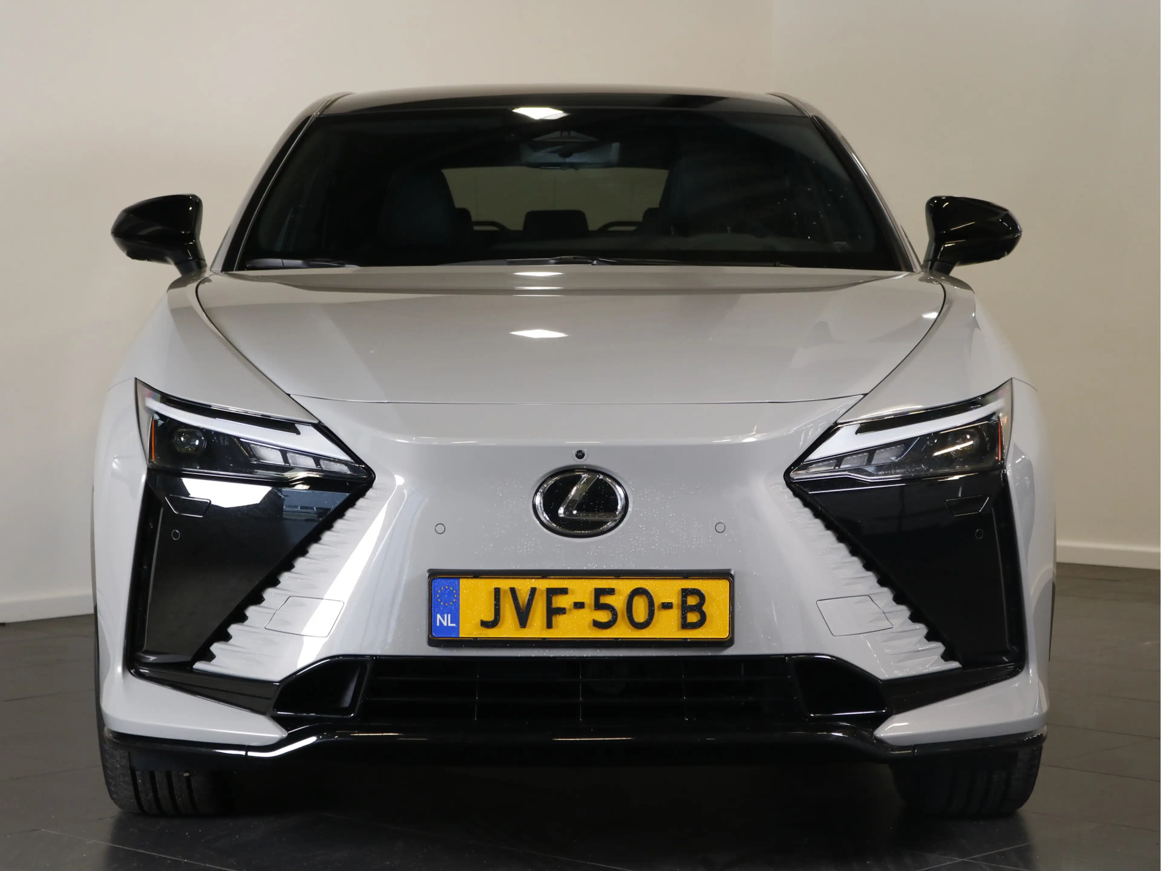 Lexus RZ 550e DIRECT 4 F SPORT 77 kWh — photo 3