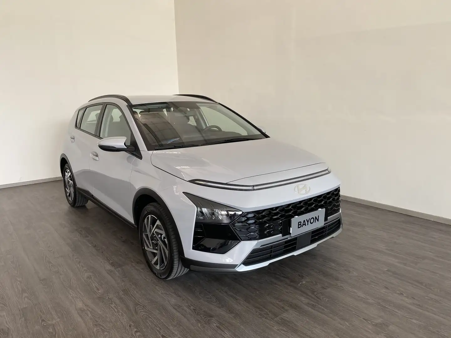 Hyundai BAYON 1.2 Mpi Xline S&S 84 Cv Argent - 1