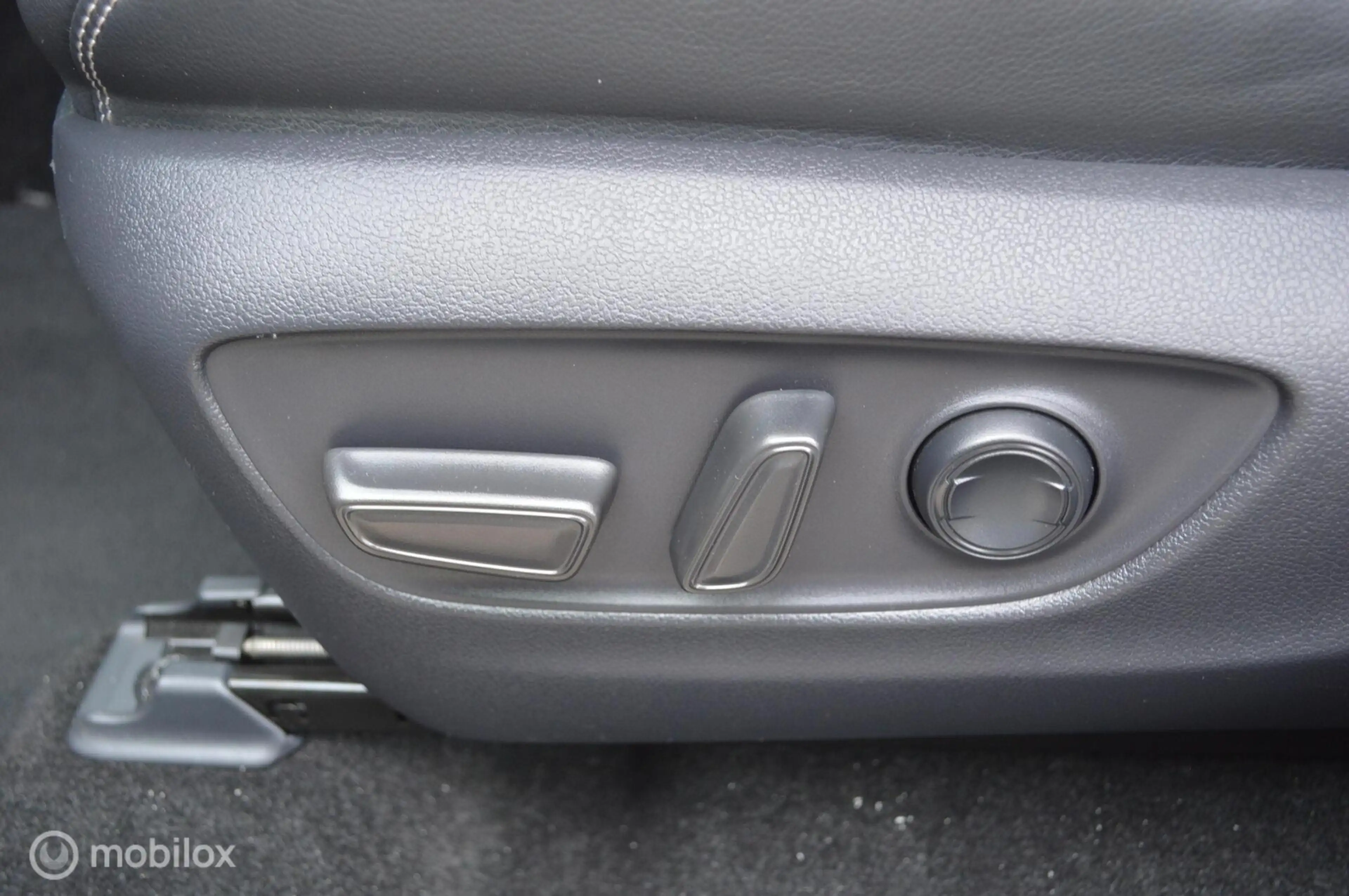 Toyota RAV 4 2.5 Hybrid AWD Business Plus | Trekhaak-1650kg — photo 5