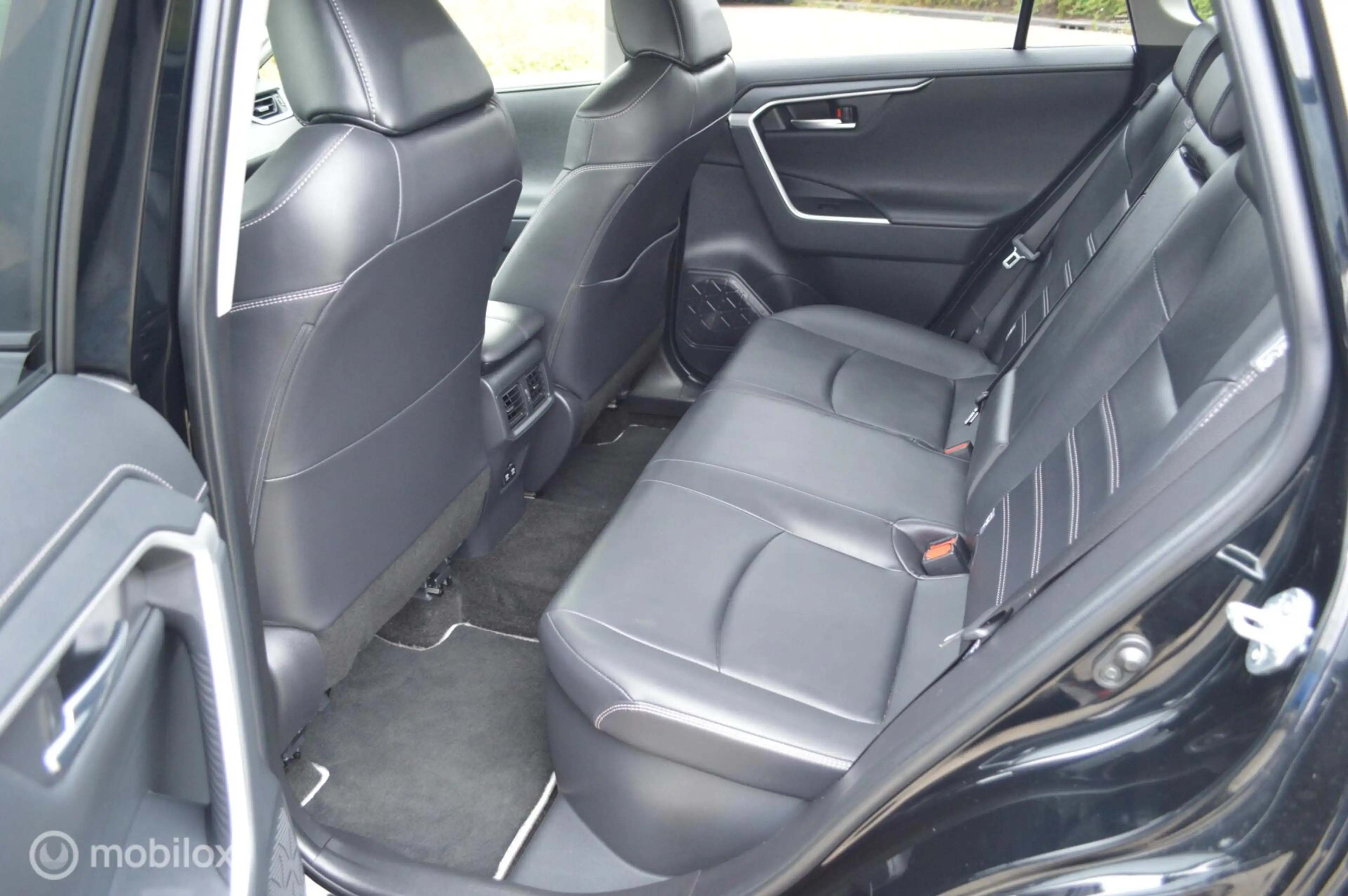 Toyota RAV 4 2.5 Hybrid AWD Business Plus | Trekhaak-1650kg — photo 6