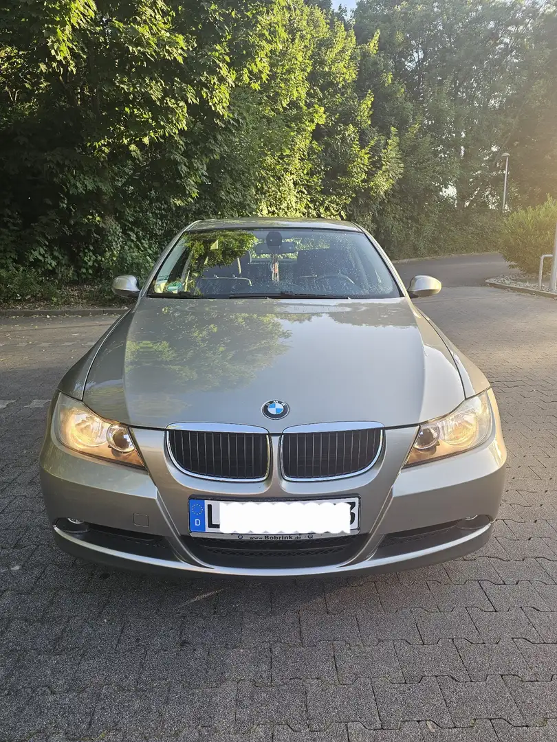 BMW 318 318i Aut. Bronce - 2