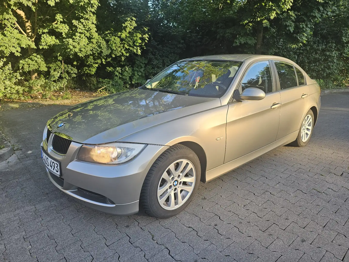 BMW 318 318i Aut. Bronce - 1