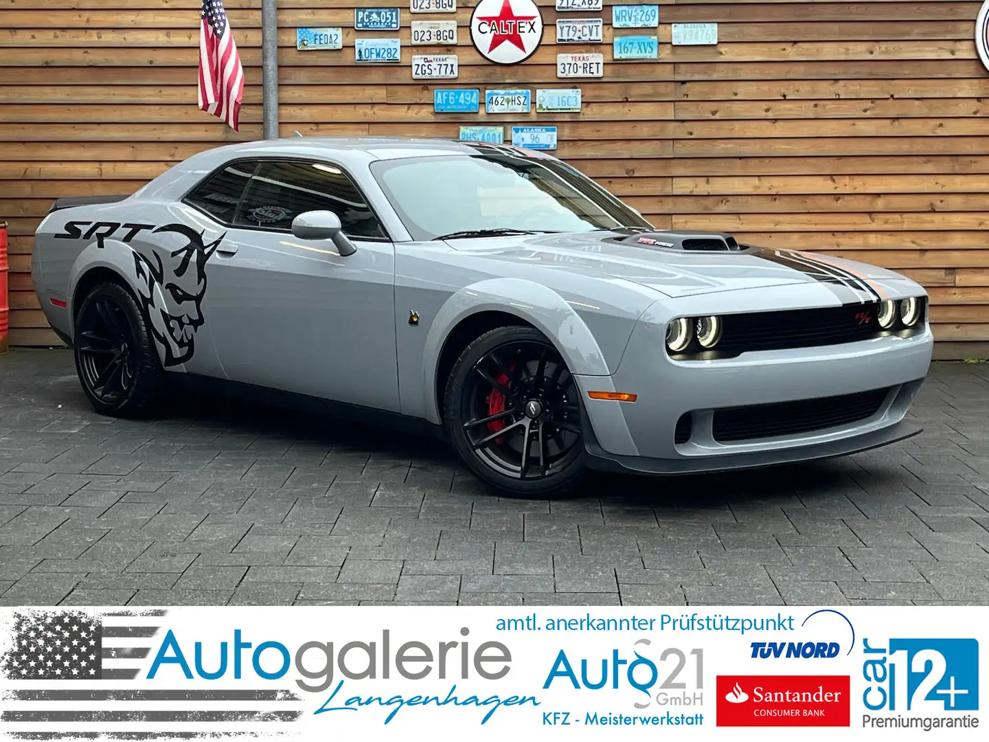 Dodge Challenger 6,4 L 392 Shaker SRT Widebody Alpine Grau - 1