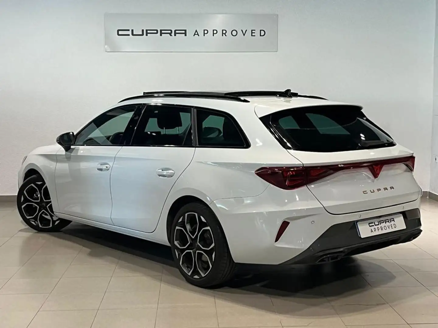 CUPRA Leon Sportstourer 1.5 eTSI 110 DSG Blanco - 2