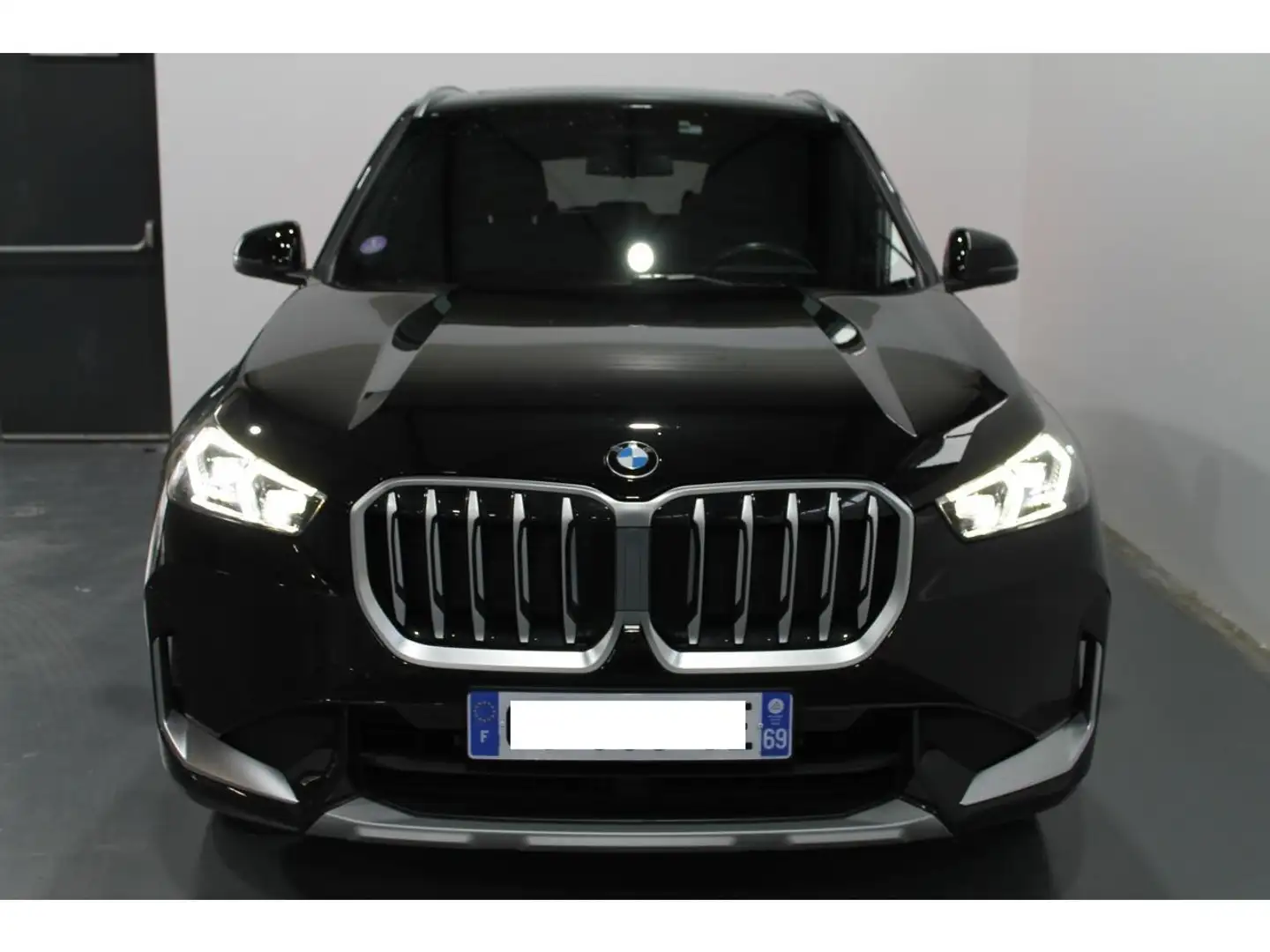 BMW X1 xDrive 23i - BV DKG Palettes  U11 xLine Gris - 2