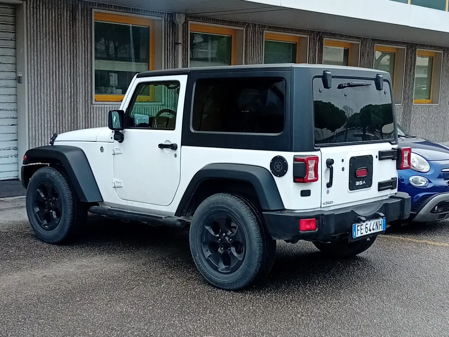 Jeep Wrangler 2.8 crd Sahara auto E6 - 1