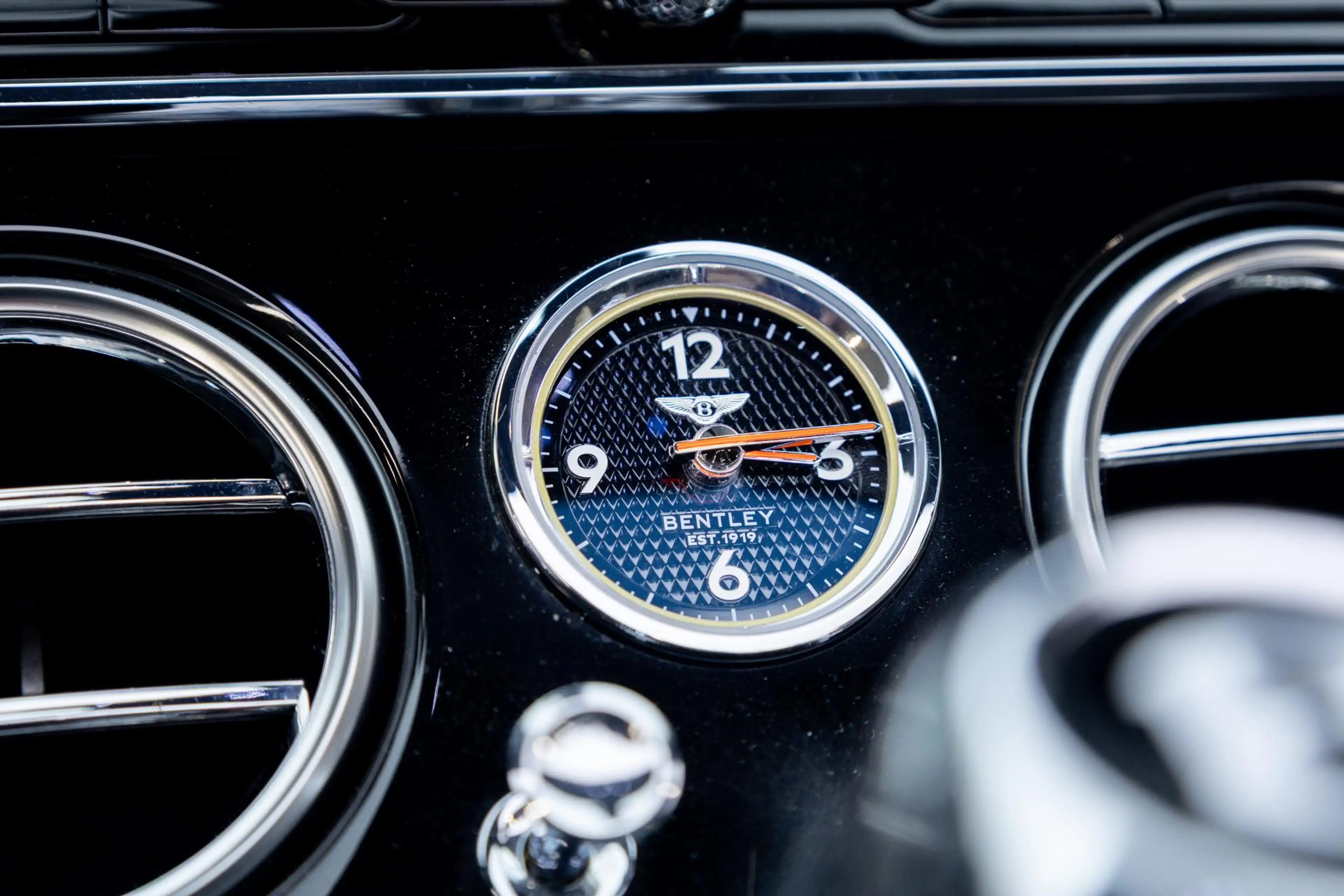 Bentley Continental GTC 4.0 V8 | Premium kleur | Stoelventilatie | Masage — photo 25
