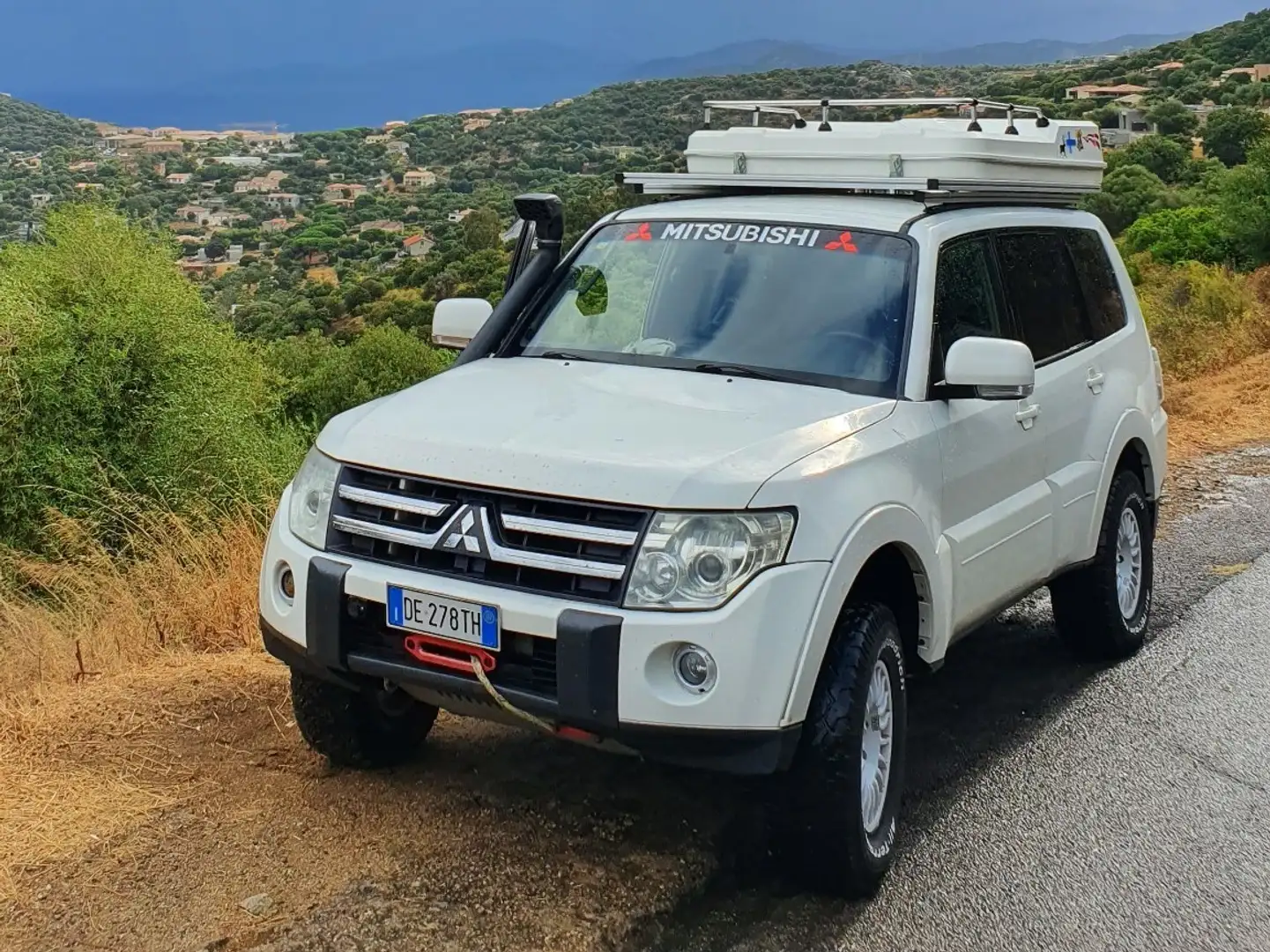 Mitsubishi Pajero 5p 3.2 tdi 16v di-d Instyle Bianco - 1