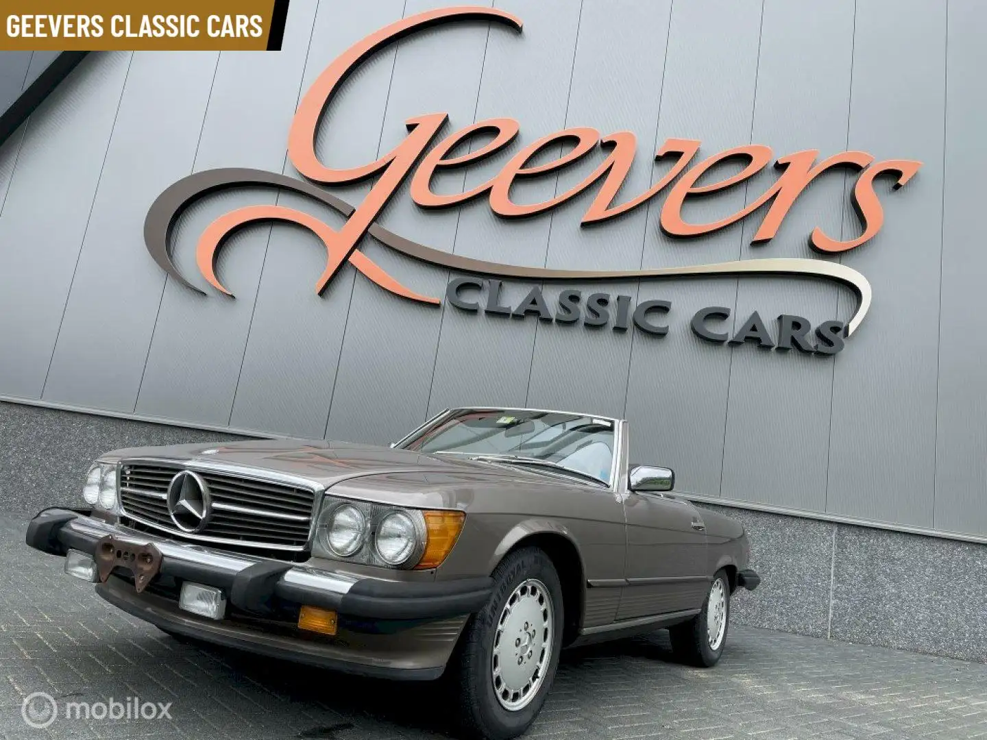 Mercedes-Benz SL 560 W107 AUTOMATIC 2 TOPS CABRIOLET Argintiu - 1