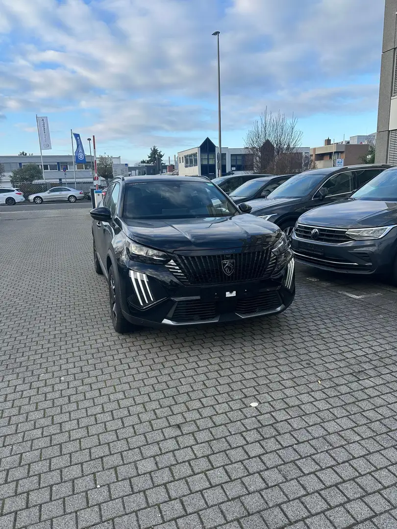 Peugeot 2008 1.2 Hybrid GT 145 e-DSC6 Navi+R-Kam+ACC+DAB Schwarz - 1