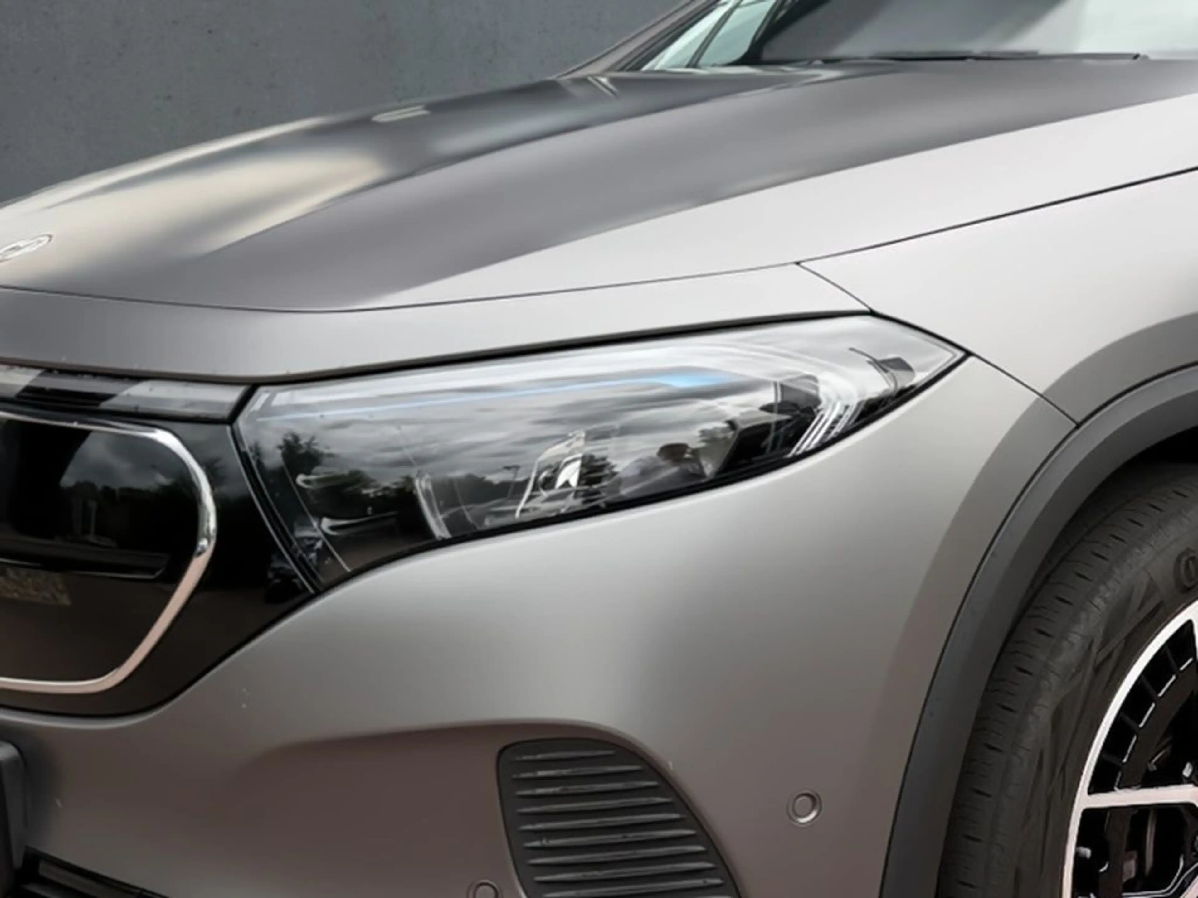 Mercedes-Benz EQA 250 PROGESSIVE+NIGHT+MAGNO+360°+MBUX — photo 2