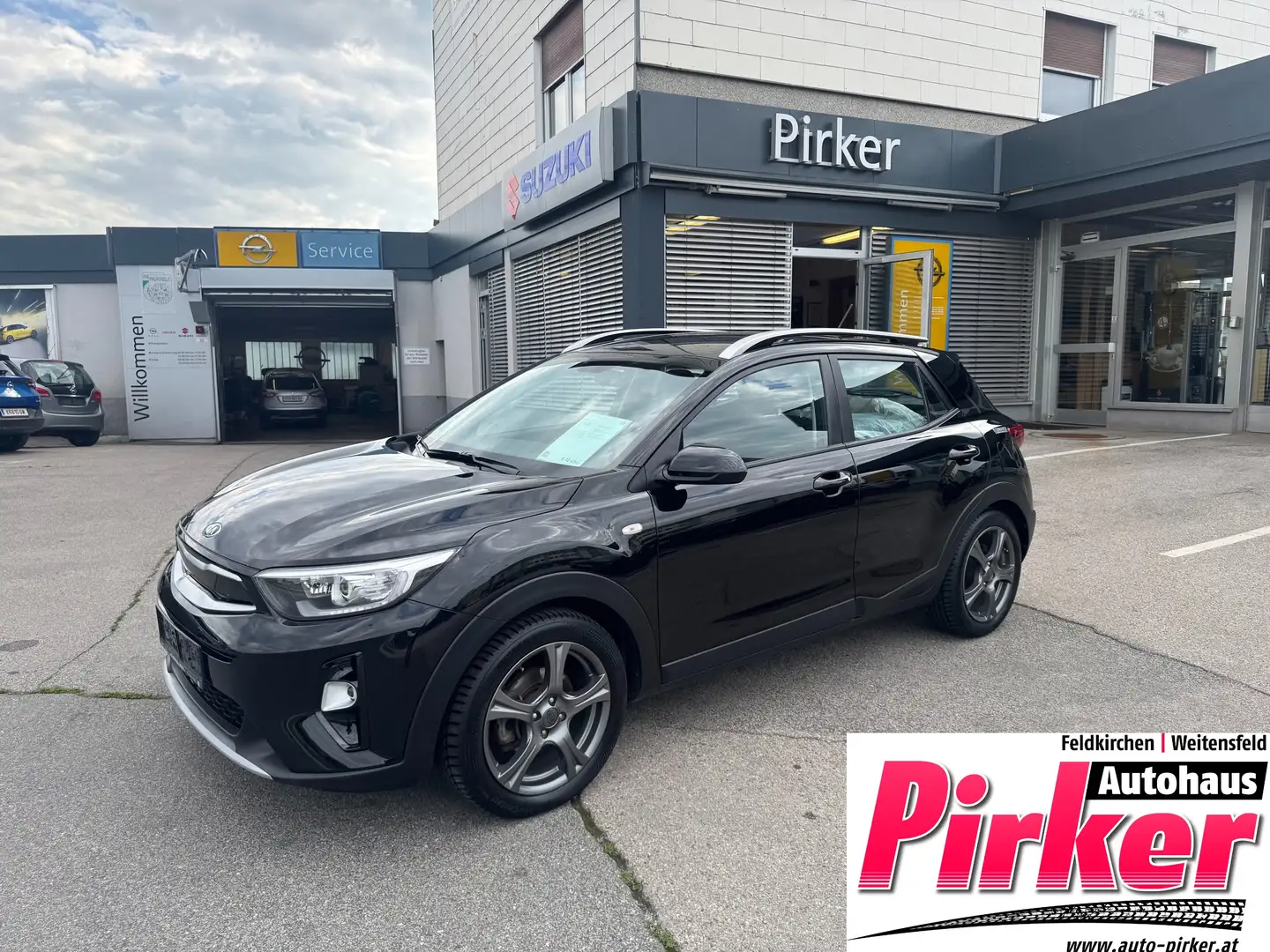 Kia Stonic Schwarz - 1