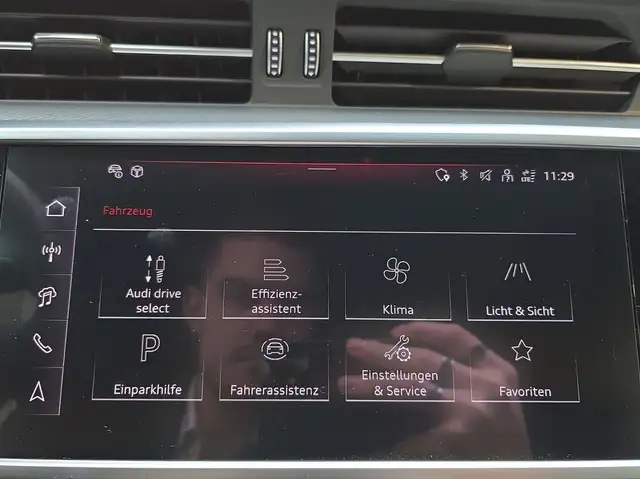 Audi A6 view 14